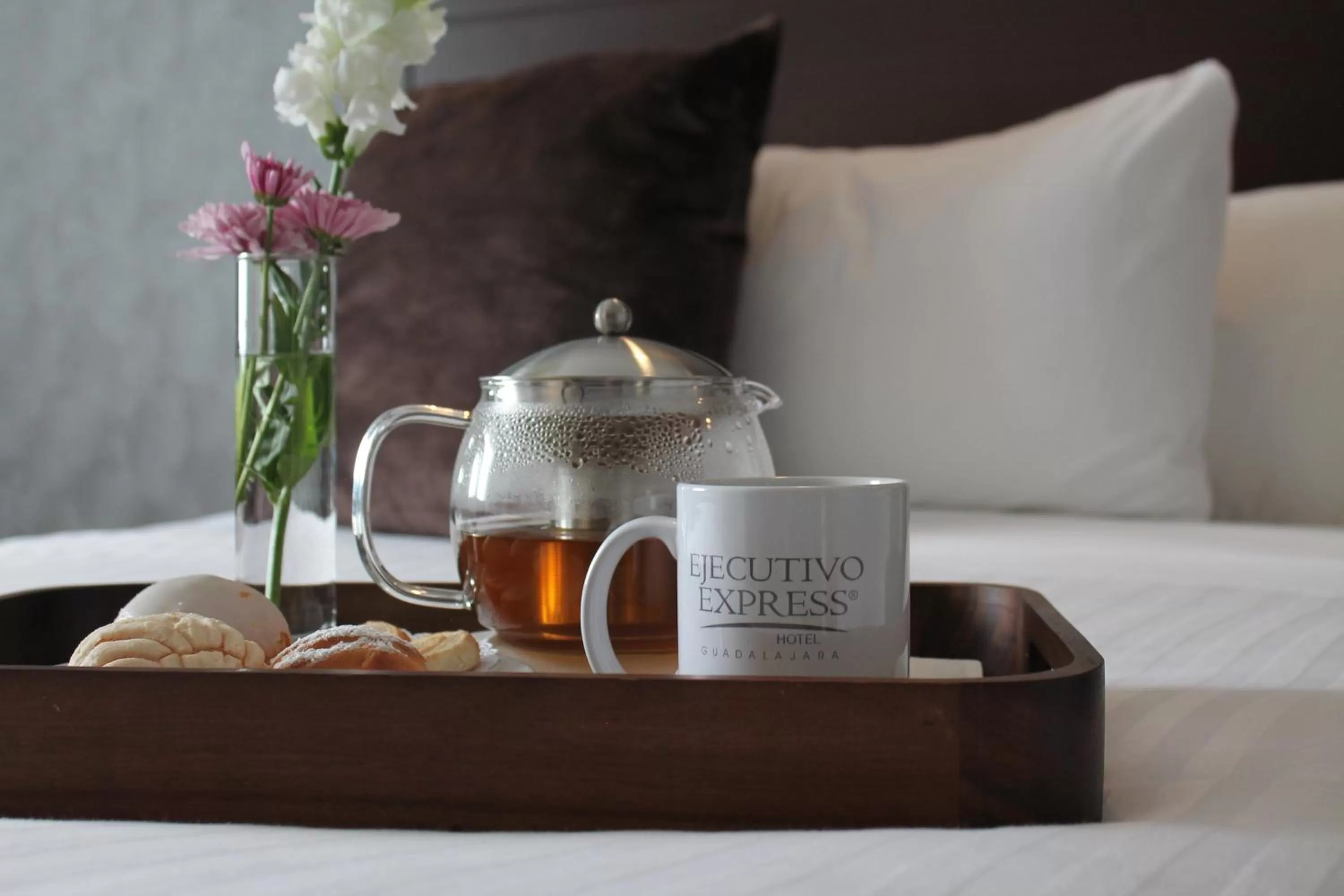 Bedroom, Bed in Ejecutivo Express Guadalajara Providencia - Av México