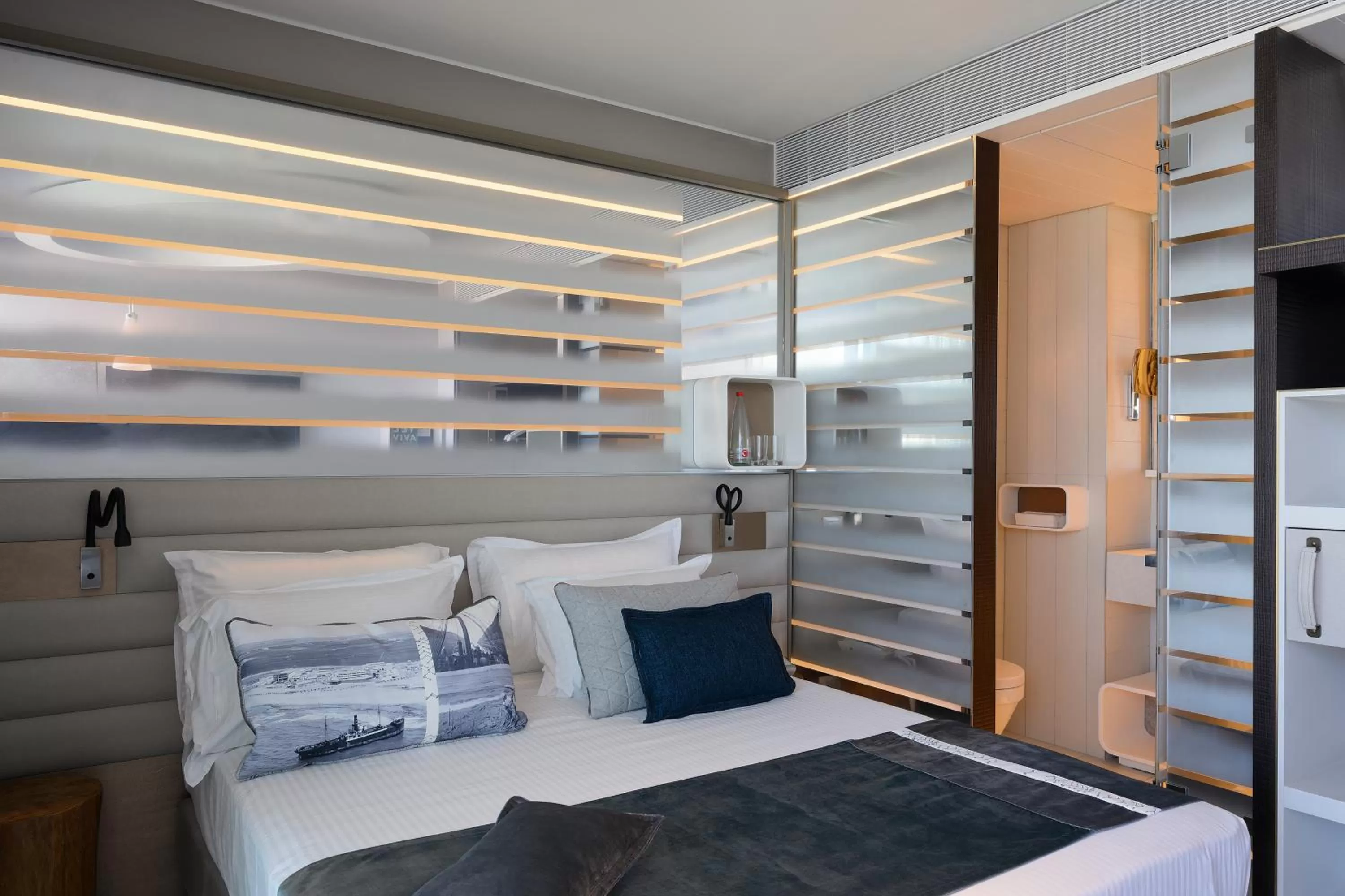 Bedroom, Bed in Port Tower by Isrotel Design