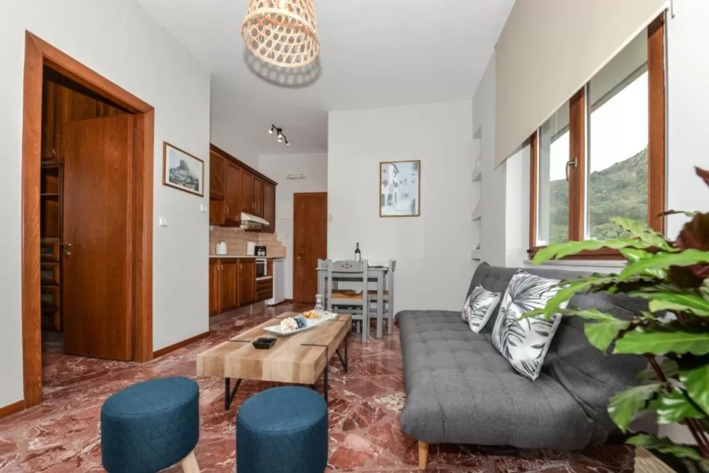 Kitchen or kitchenette in V & G Cozy Apartments