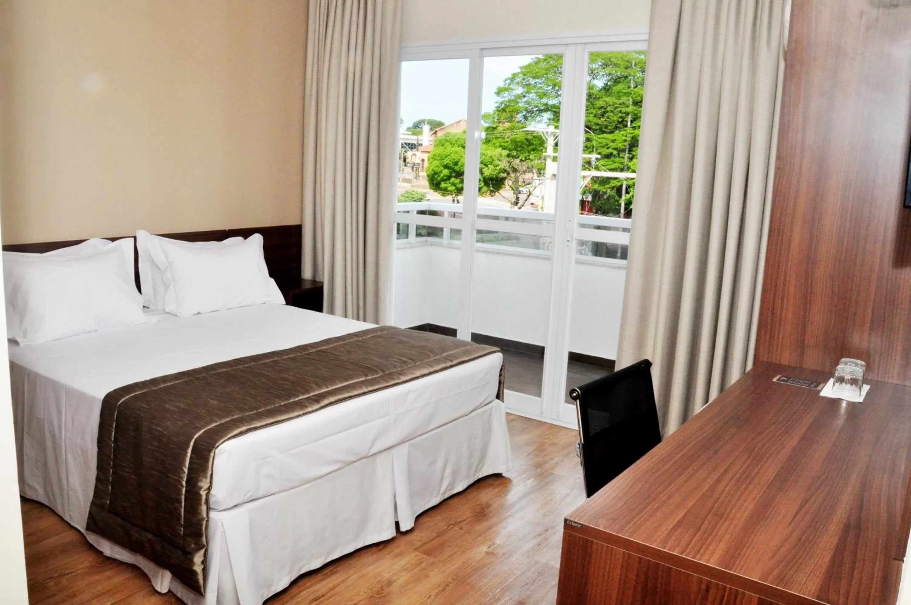 Bedroom, Bed in Hotel Mohave