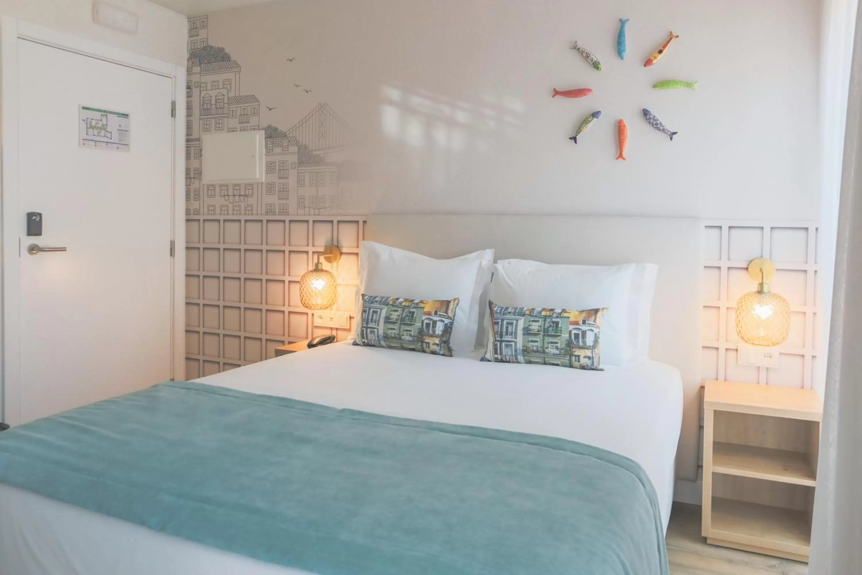 Superior Double Room in Mouraria Lisboa Hotel