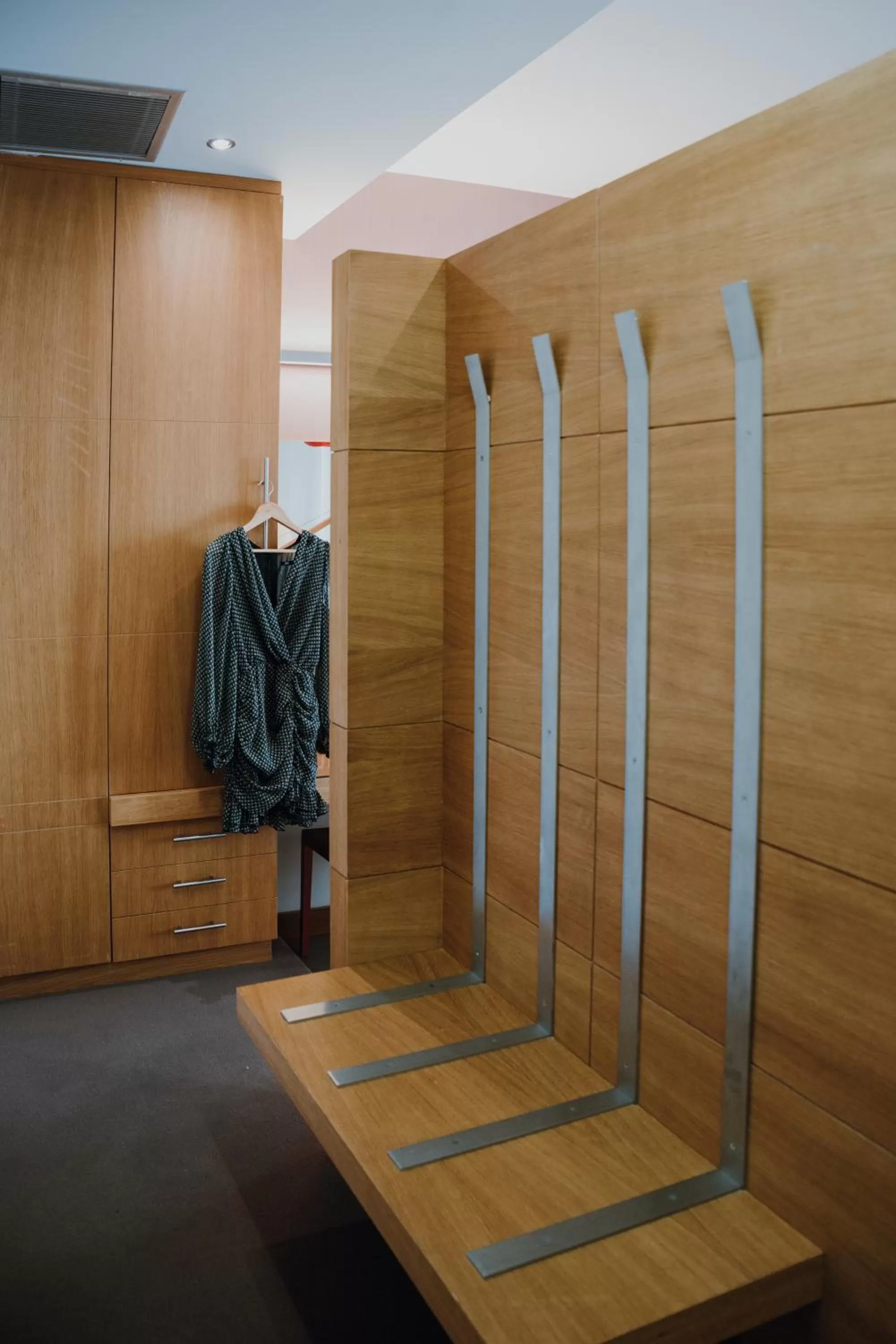 wardrobe in Semiramis City Hotel