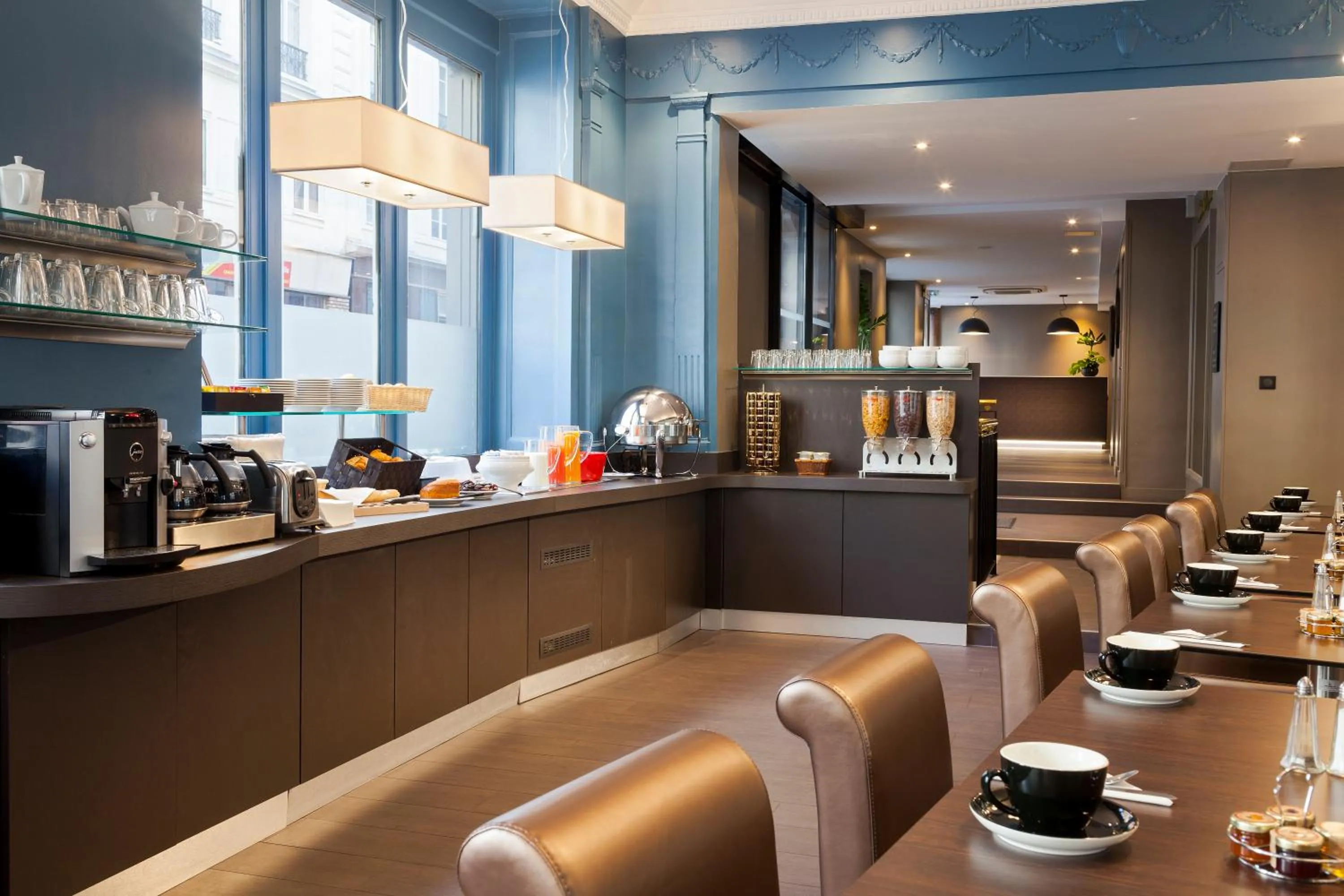 Buffet breakfast in Appia La Fayette