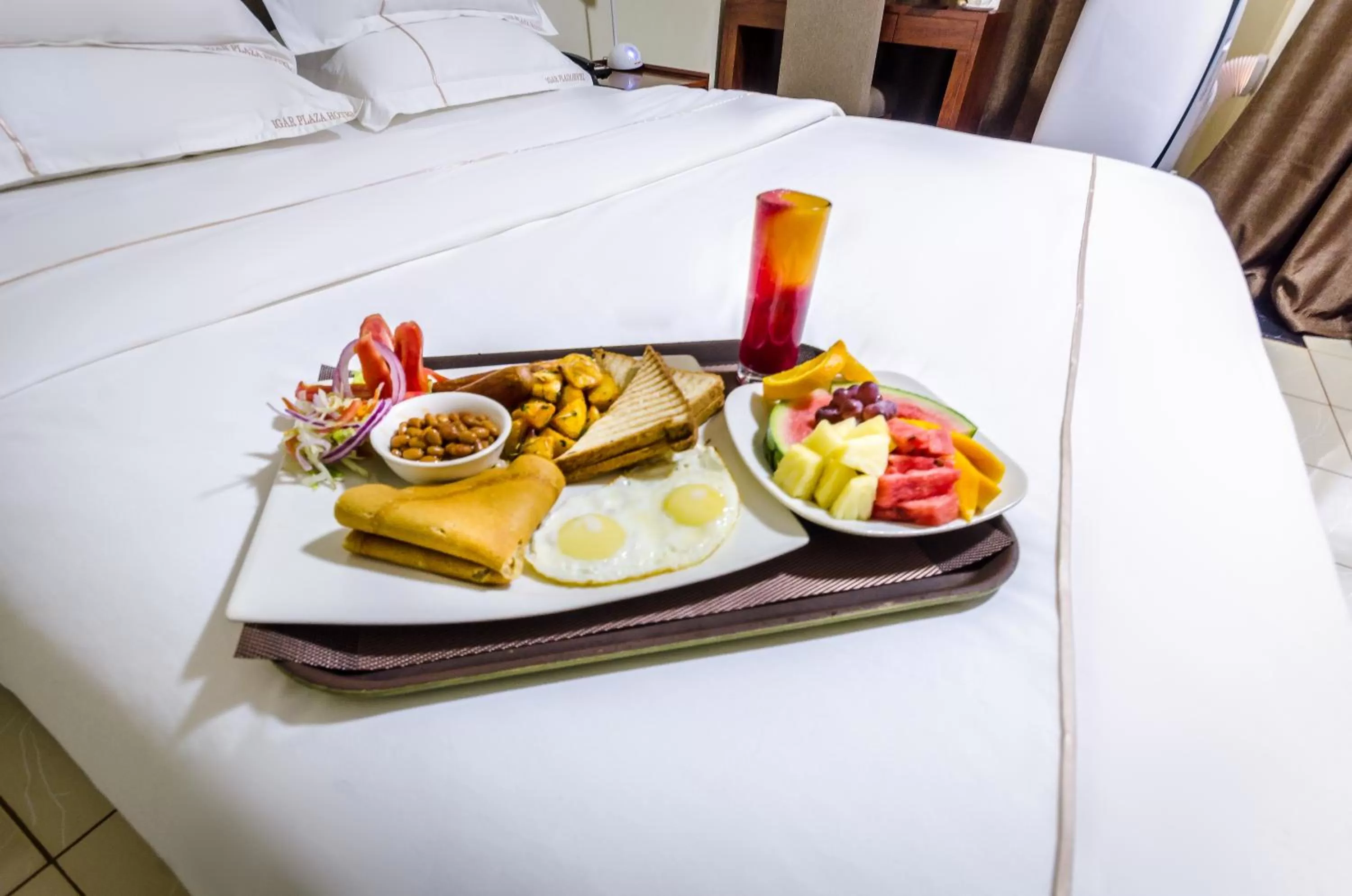 Meals, Bed in Igar Plaza Hotel