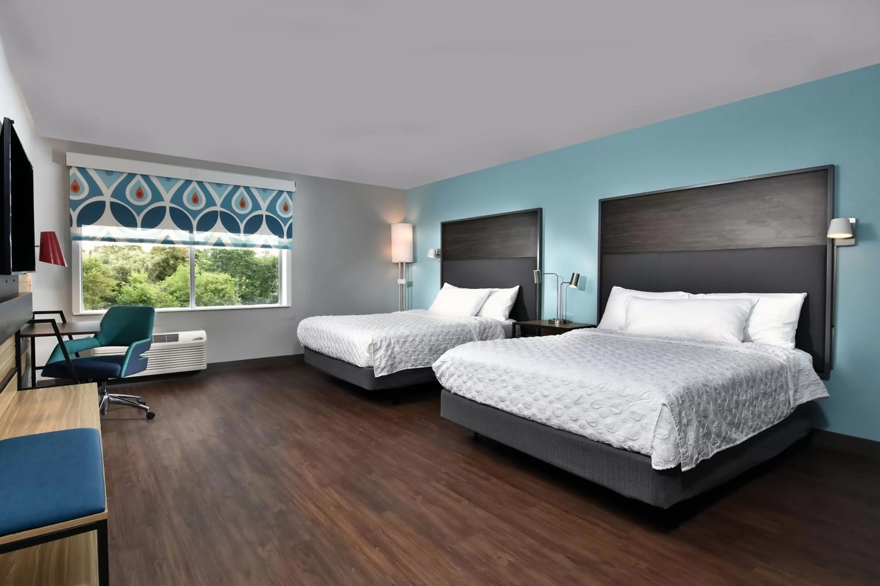 Bed in Tru By Hilton Beckley, Wv