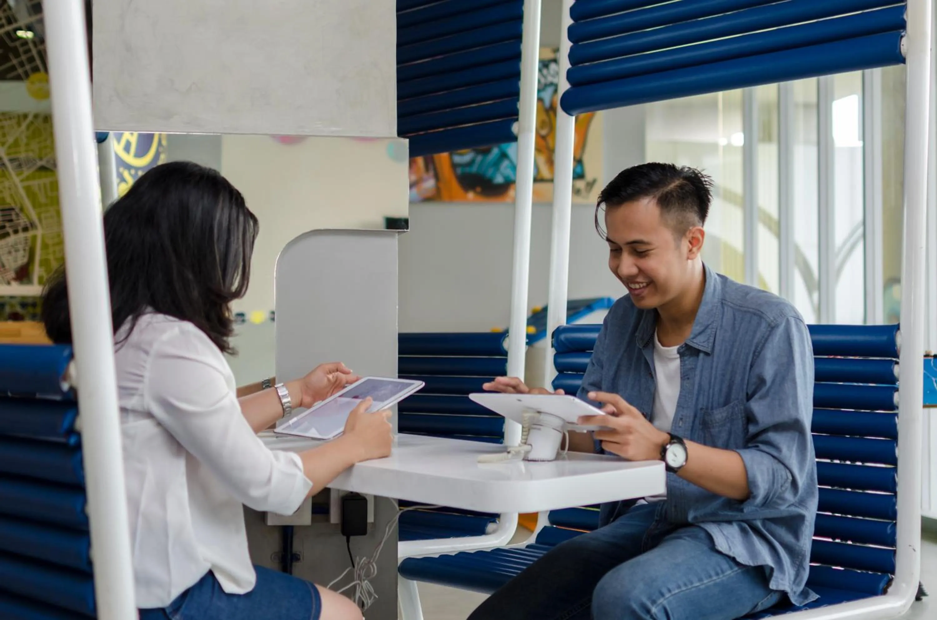 Seating area in Yello Hotel Jemursari