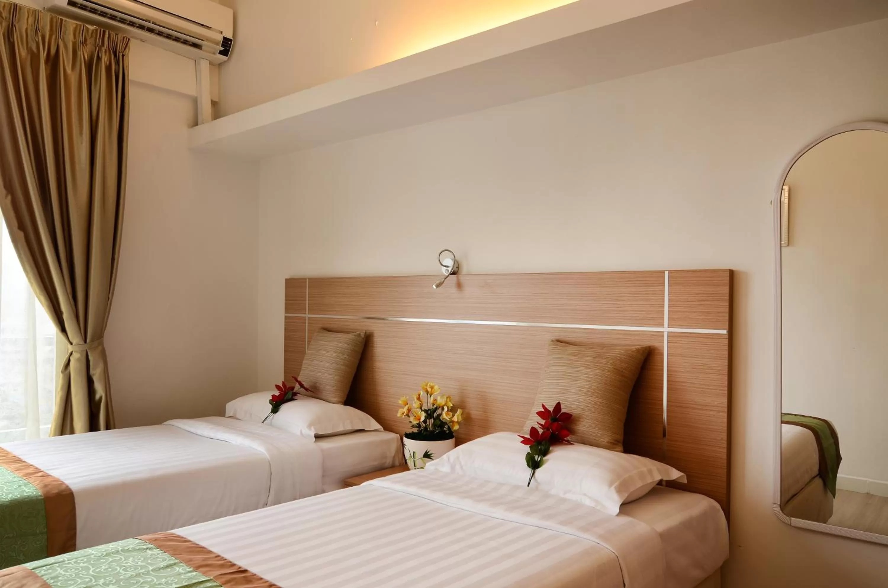 Bed in One-Stop Residence & Hotel