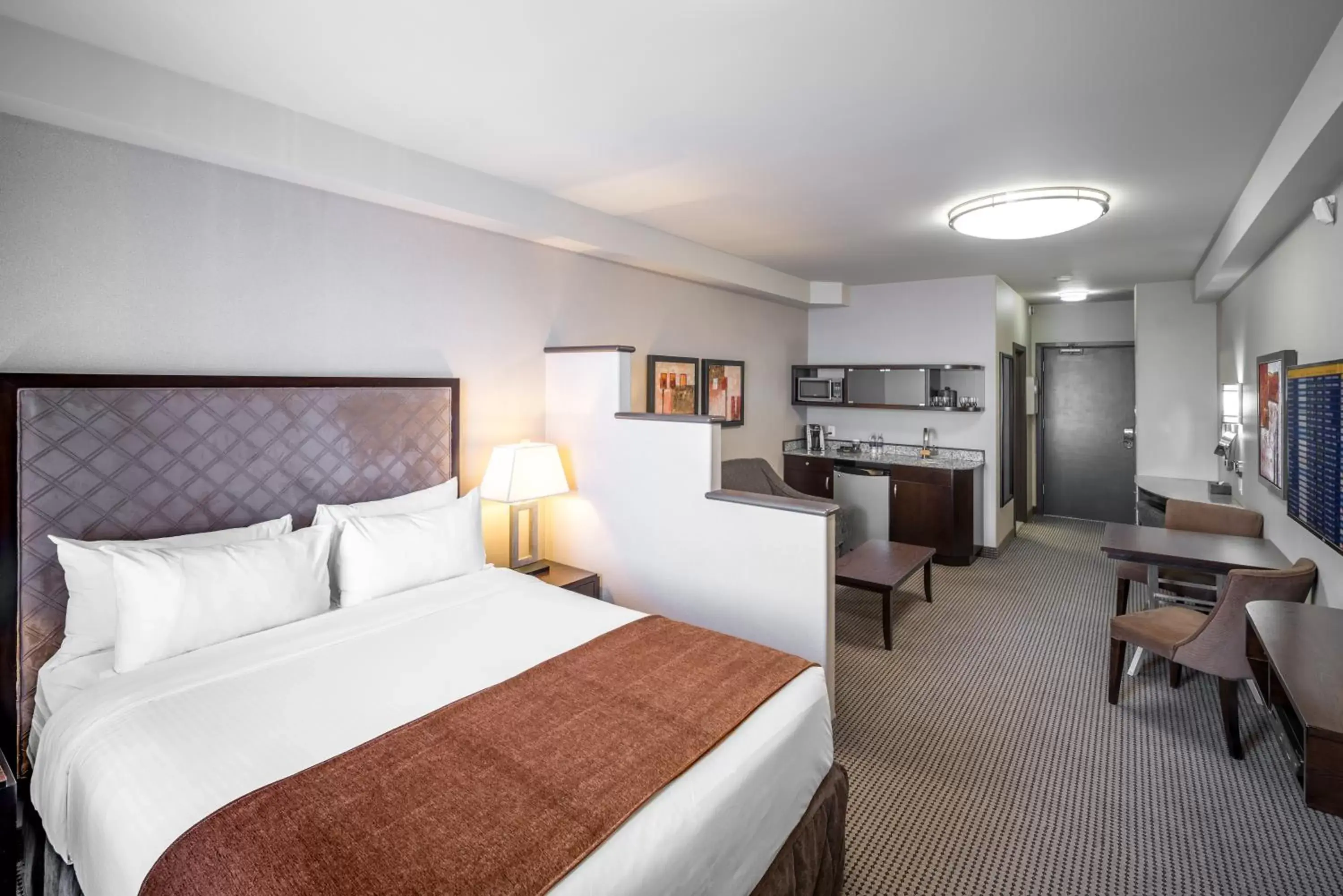 Acclaim Hotel by CLIQUE Acclaim Hotel by CLIQUE