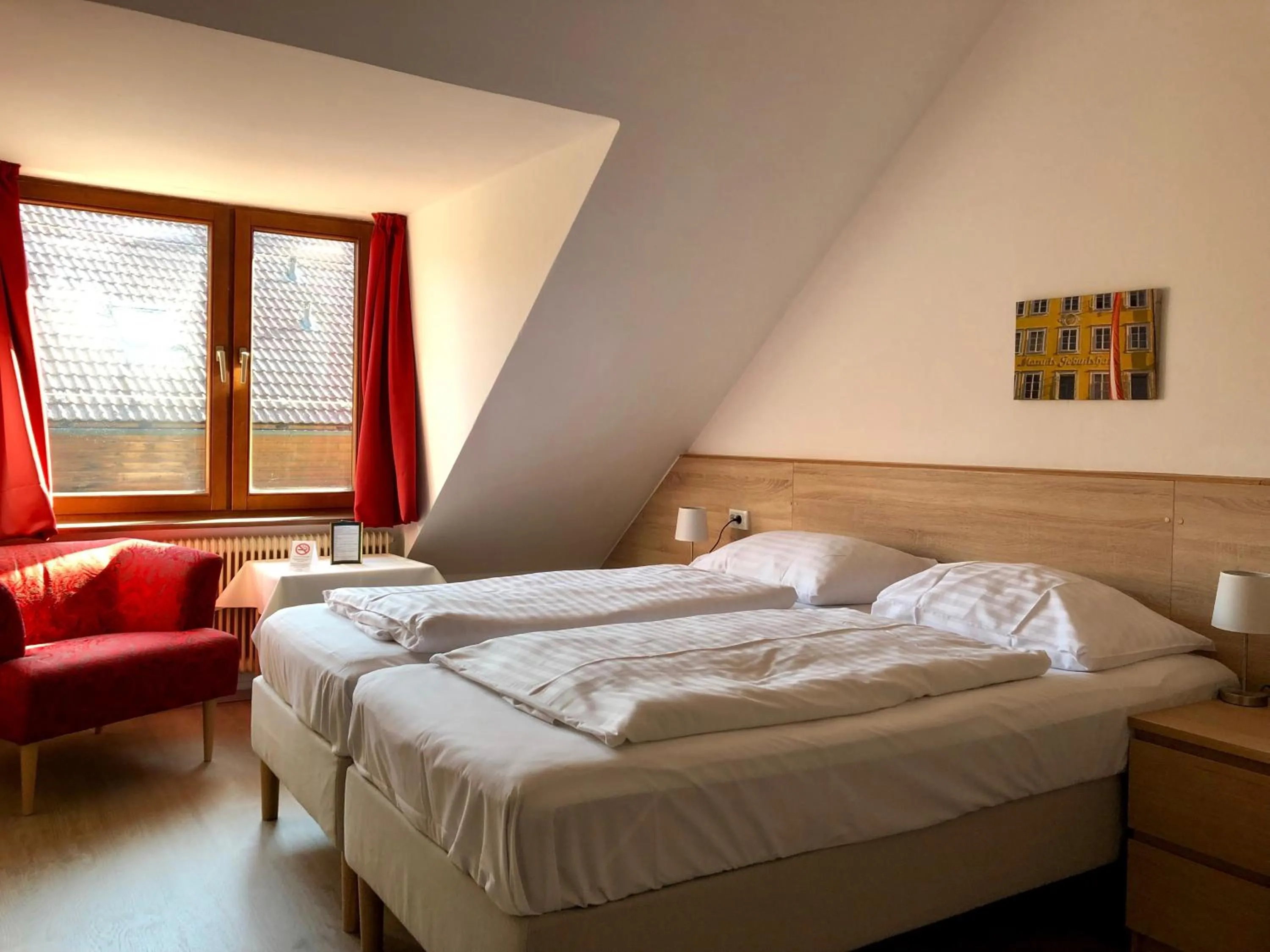 Photo of the whole room, Bed in Hotel Schöne Aussicht