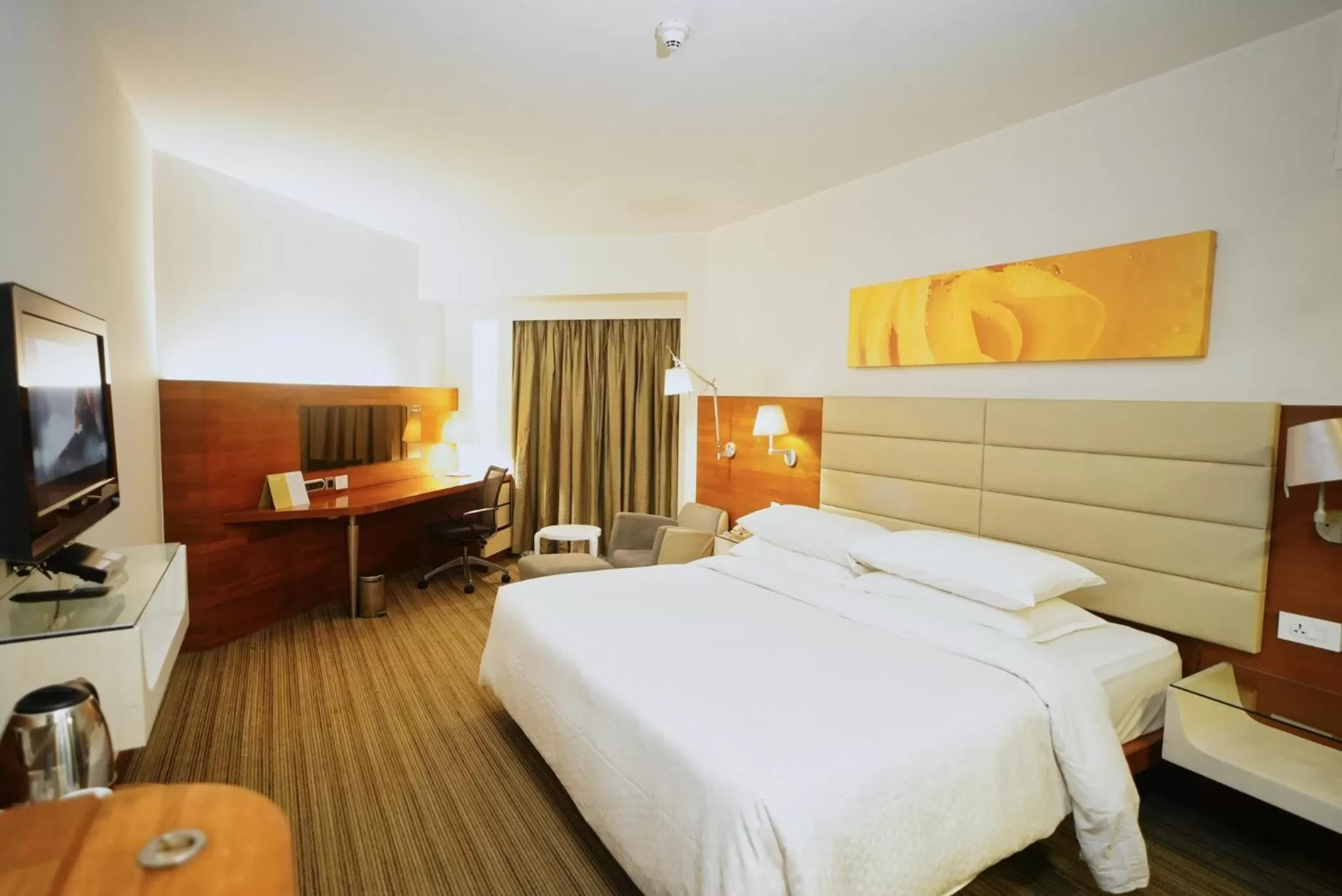 Property building, Bed in Four Points By Sheraton Visakhapatnam