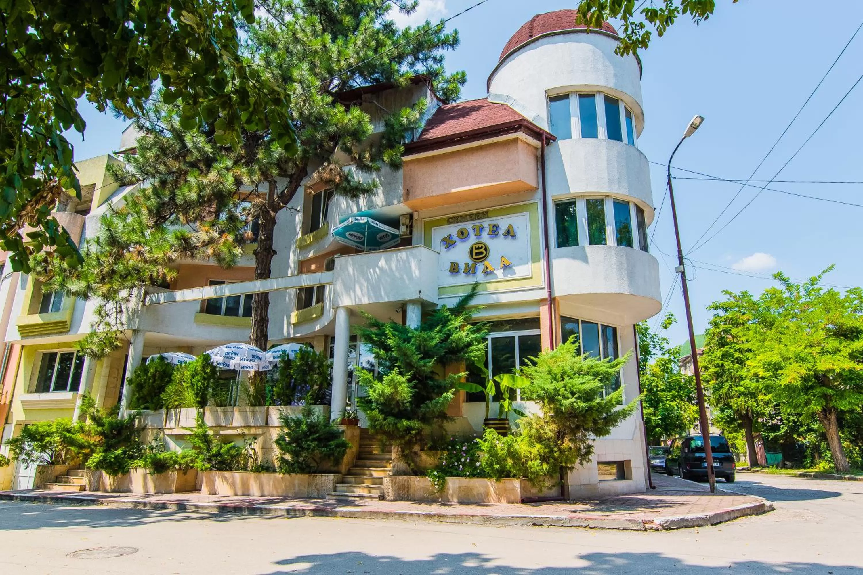 Property building in Vida Family Hotel