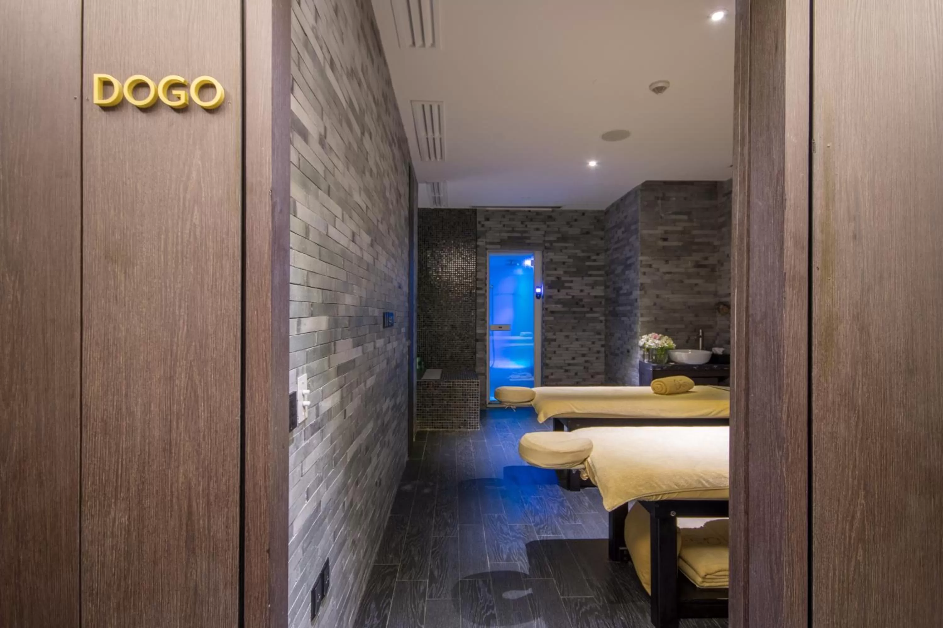 Massage in I'M Hotel