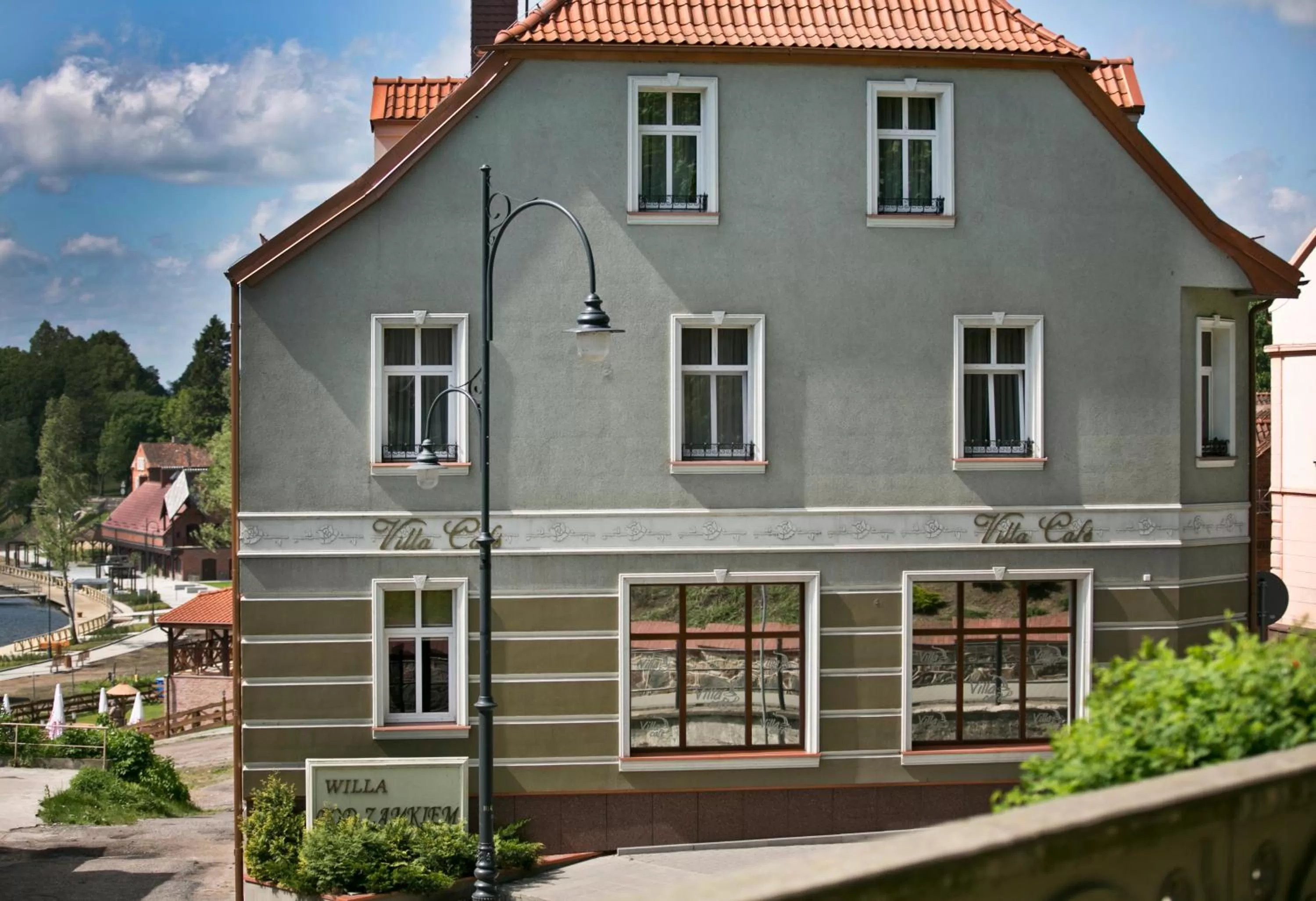 Facade/entrance in Willa Pod Zamkiem