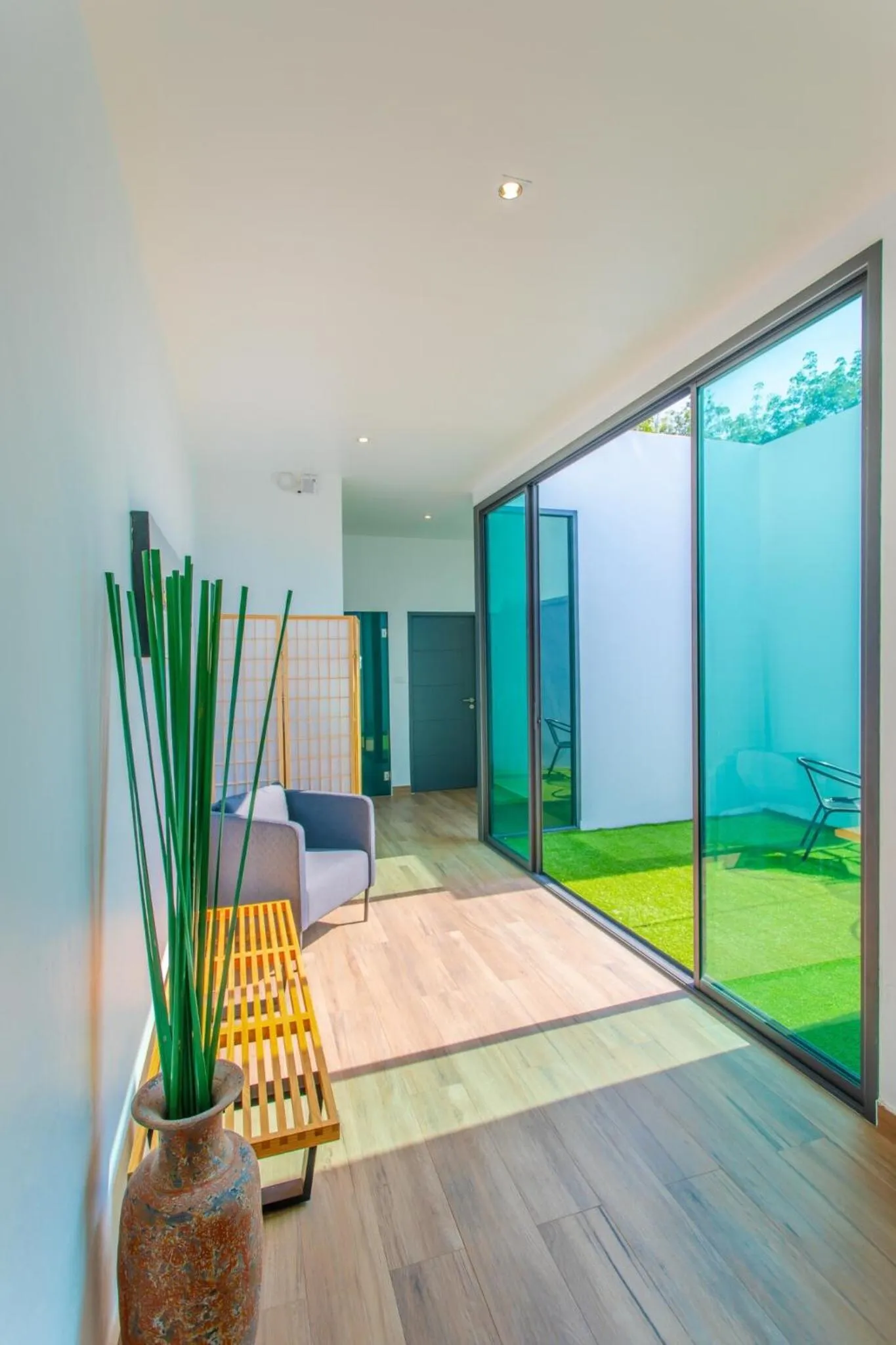 Balcony/Terrace in Baan Saint-Tropez Seaview Villas Kata Beach