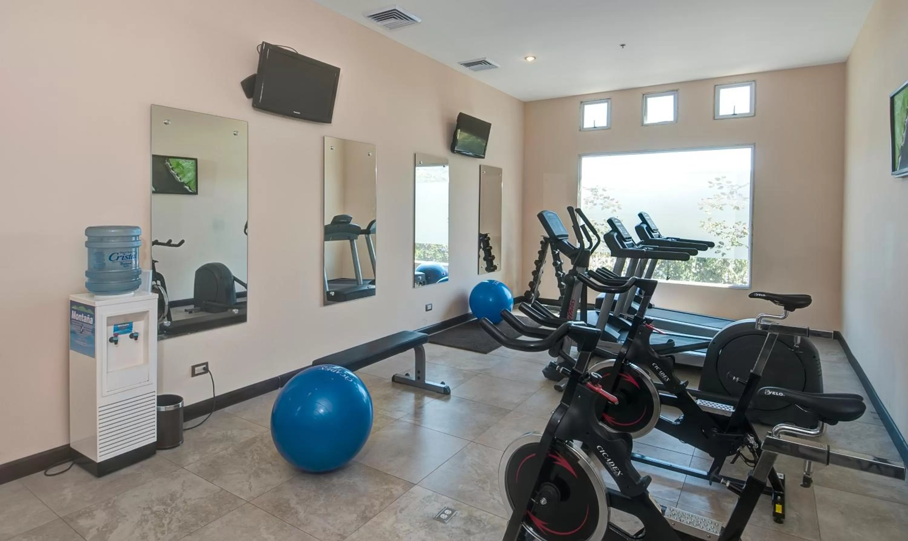 Fitness centre/facilities in Studio Hotel Boutique