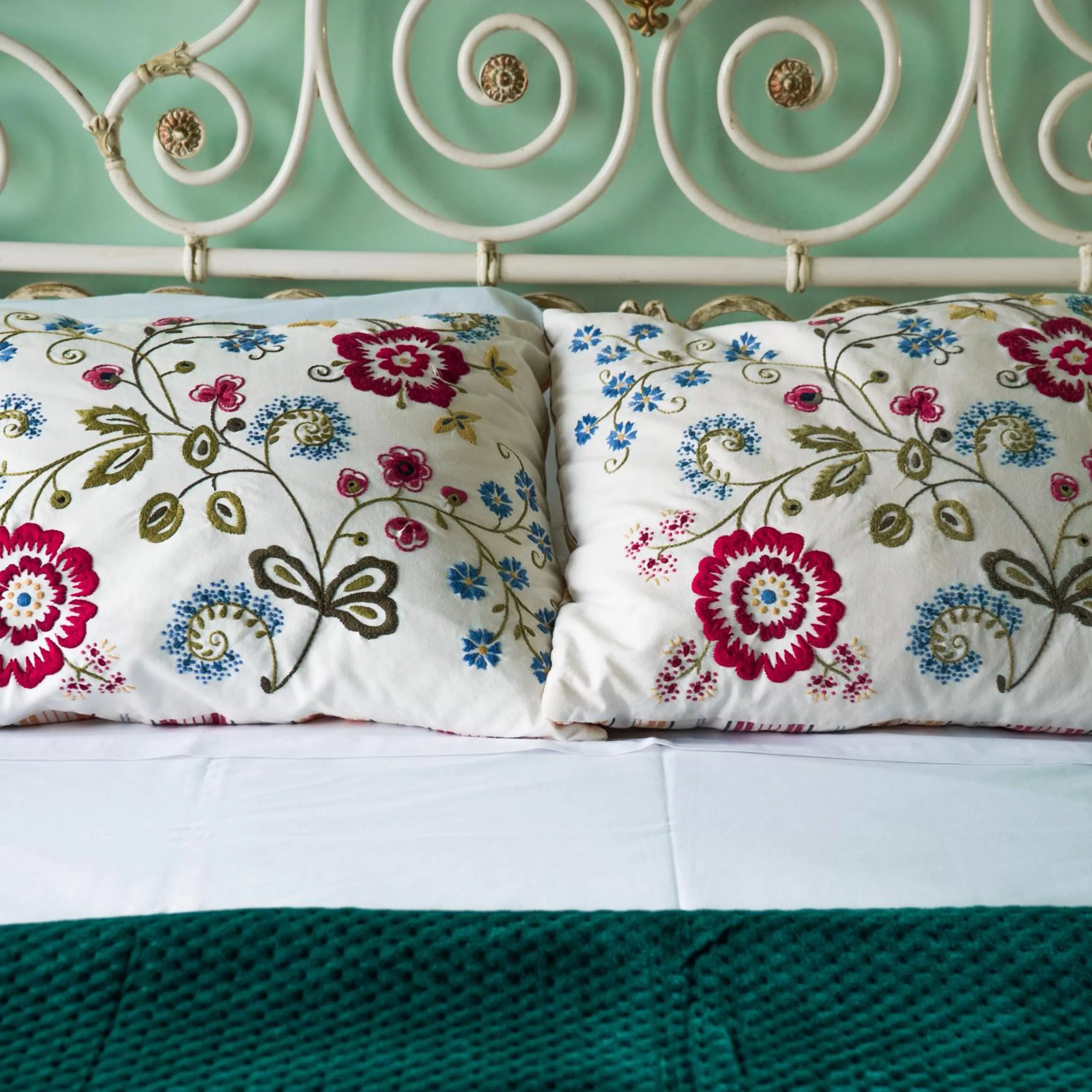 Photo of the whole room, Bed in Cabezo Buñuel Hostal