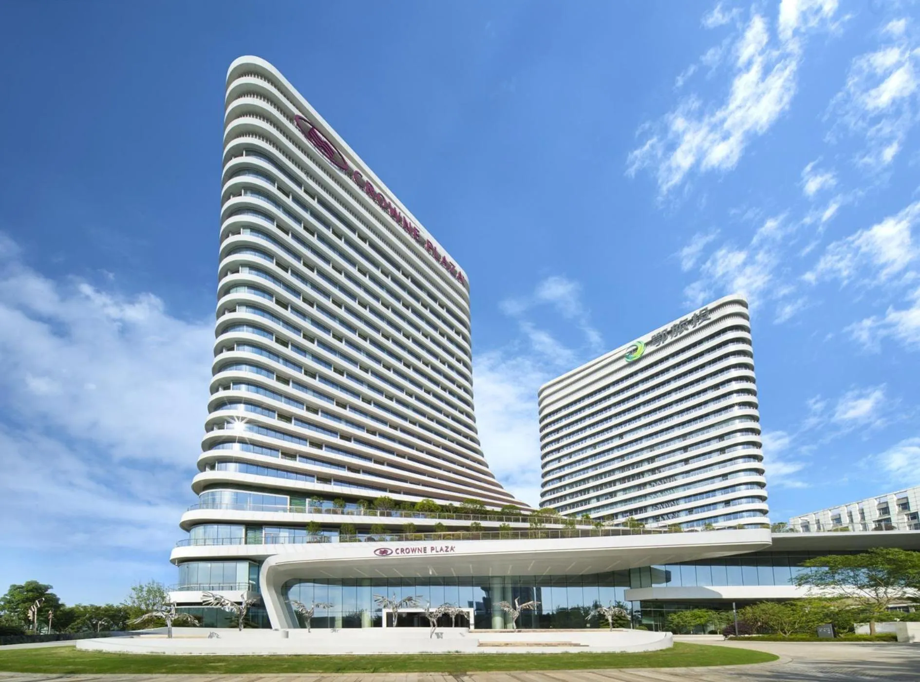 Property building in Crowne Plaza Wuhan Optics Valley by IHG