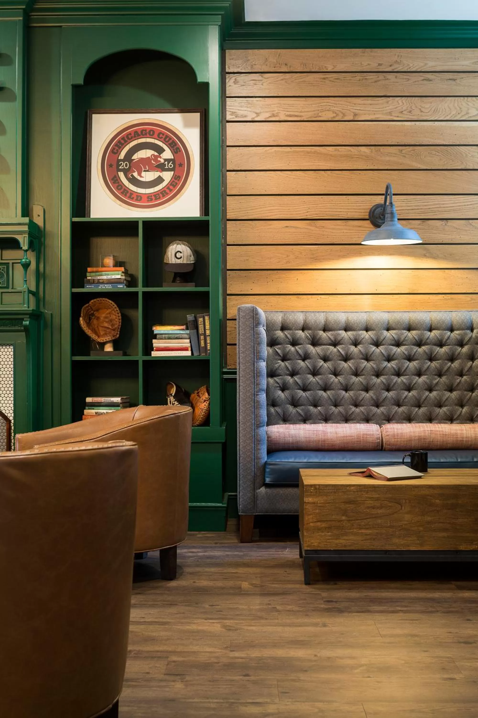 Communal lounge/ TV room in Majestic Hotel