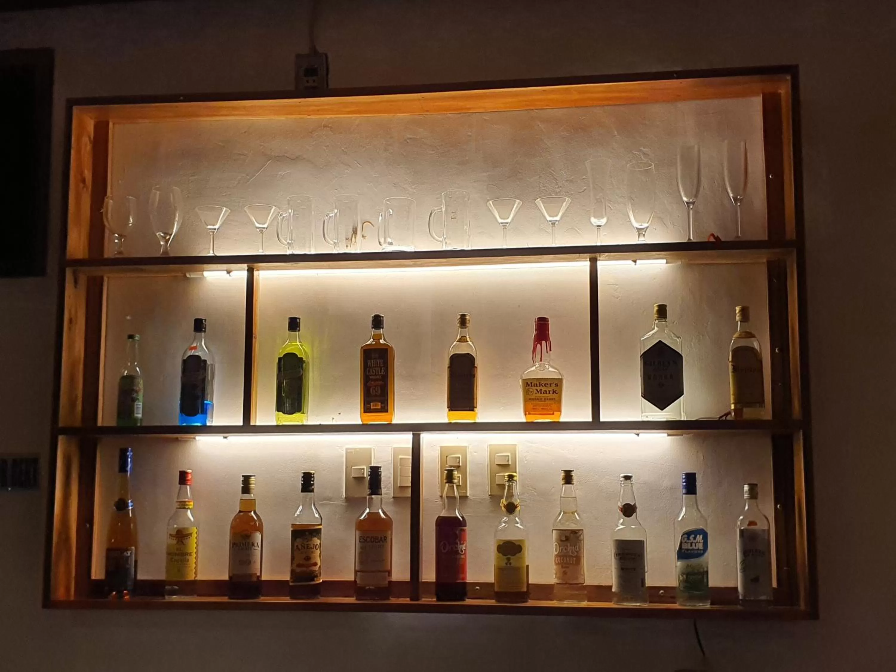 Restaurant/places to eat in Charisma Beach Resort