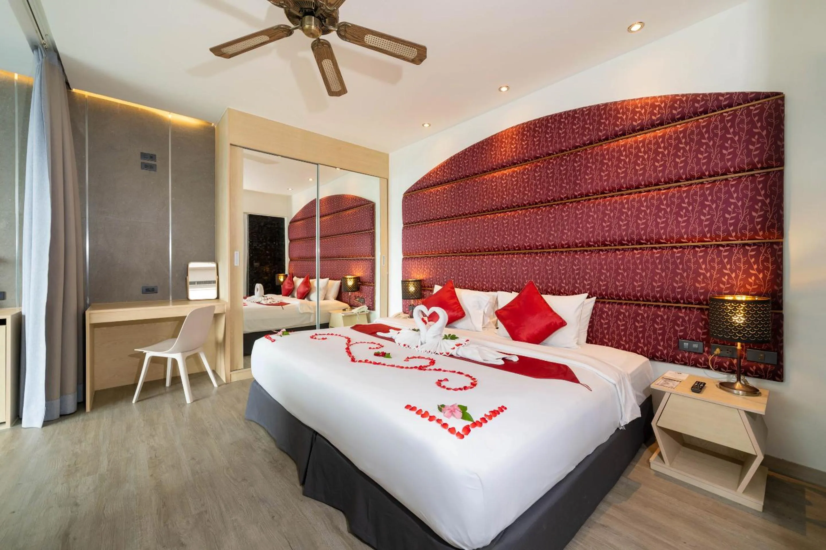 Bed in IndoChine Resort and Villas