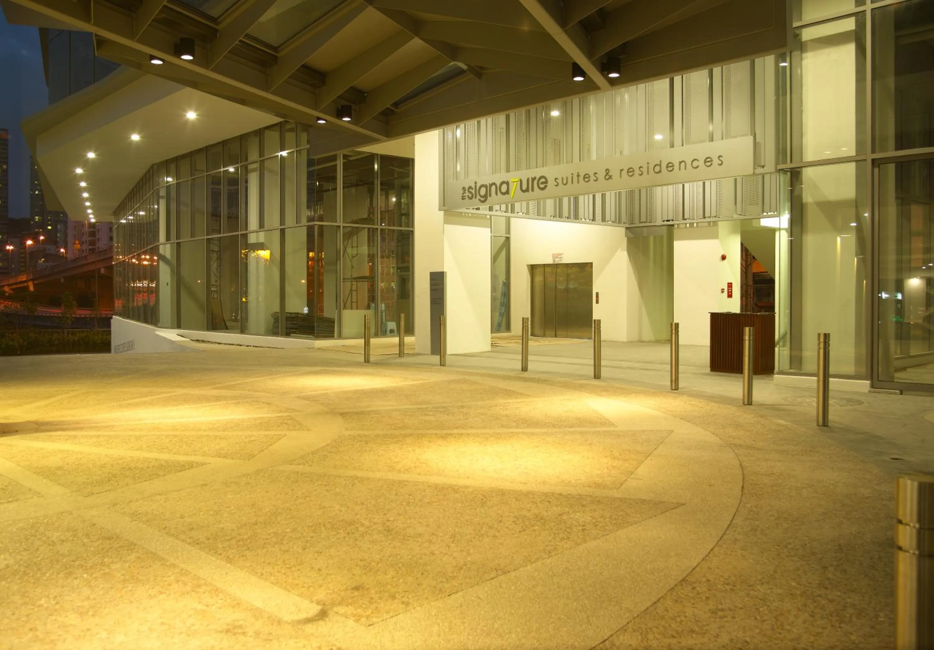 Facade/entrance in The Signature Hotel & Serviced Suites Kuala Lumpur