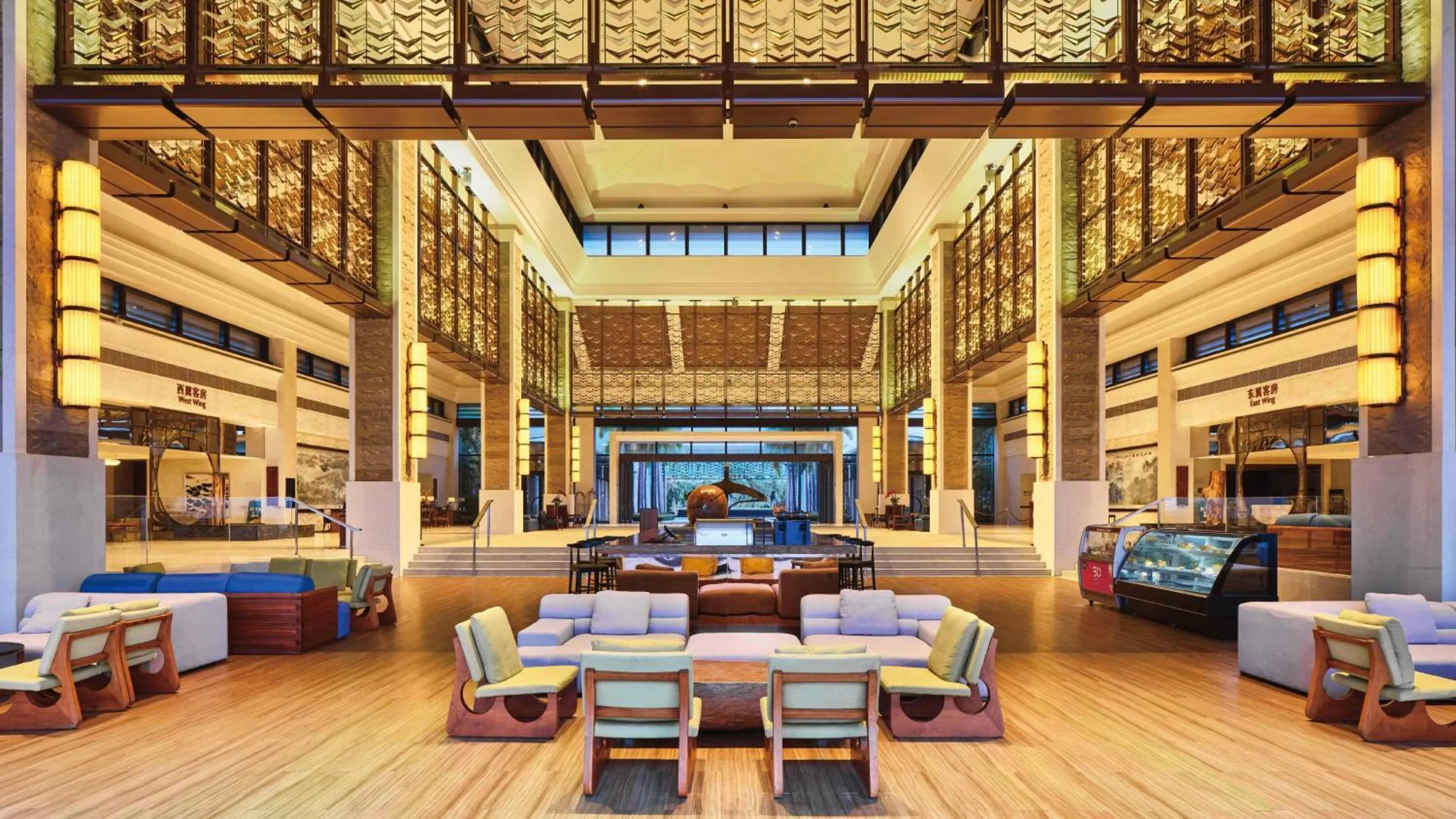 Lounge or bar, Restaurant/Places to Eat in Crowne Plaza Hailing Island, an IHG Hotel