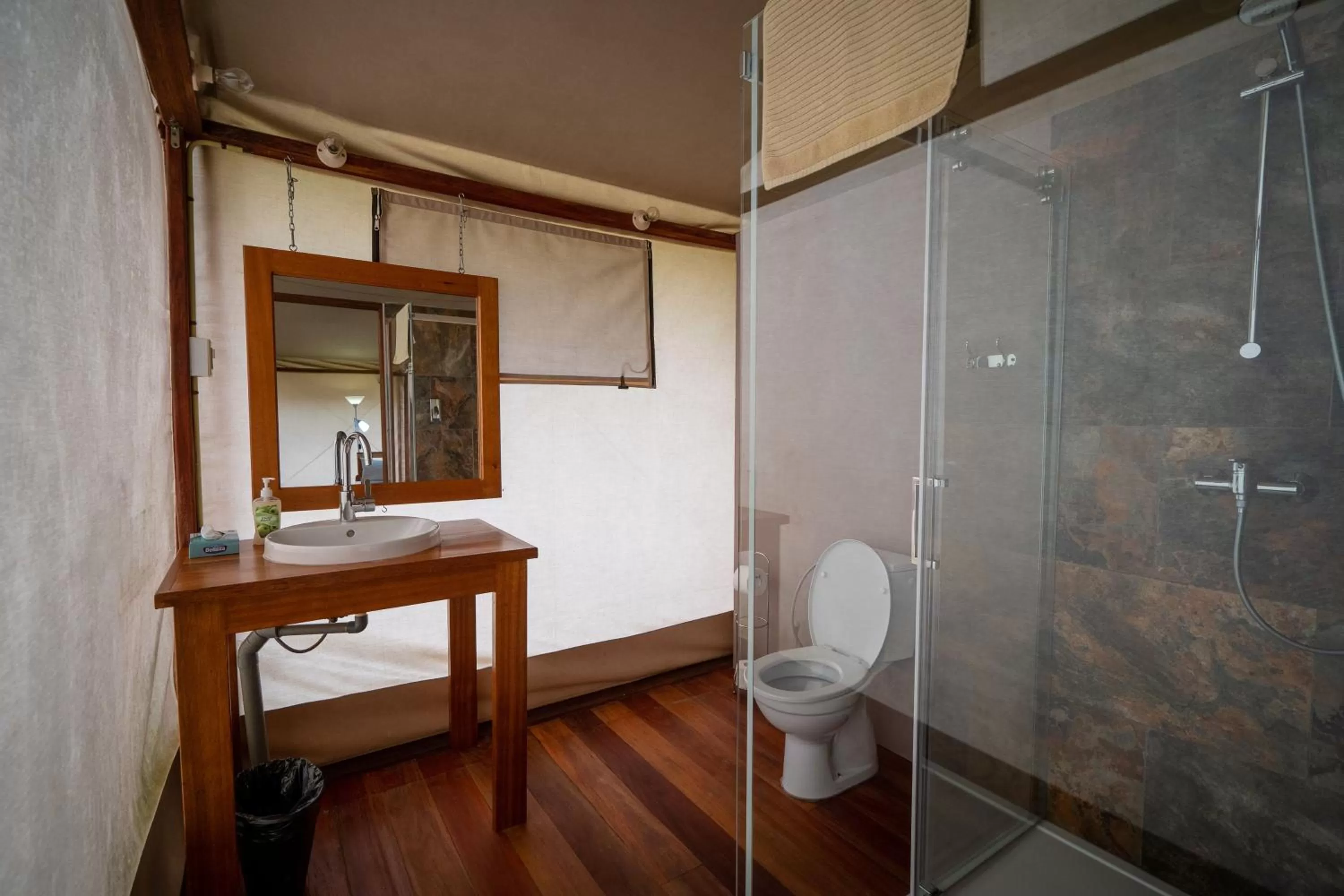 Bathroom in Houttuyn Wellness River Resort