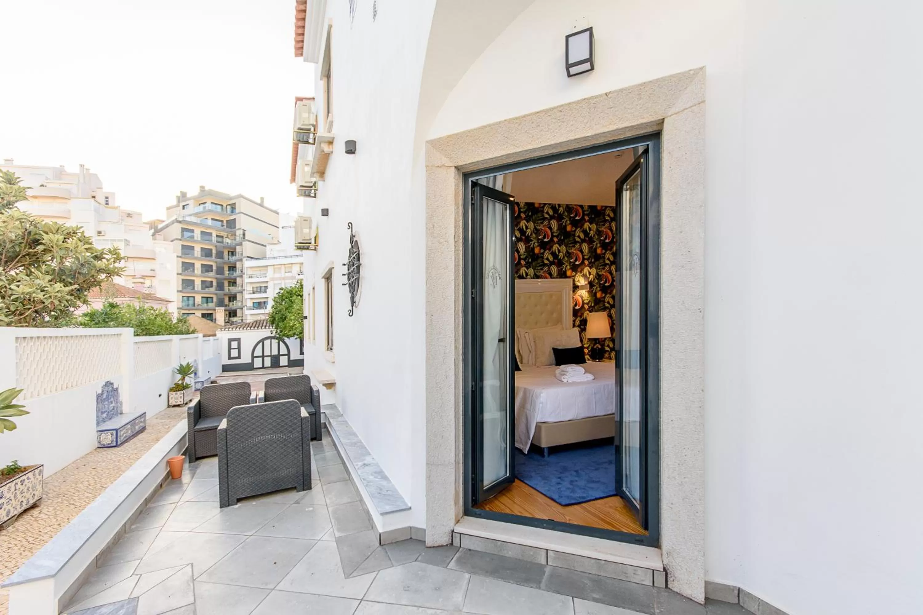 Facade/entrance, Bed in Villa Mariazinha Charming Hotel