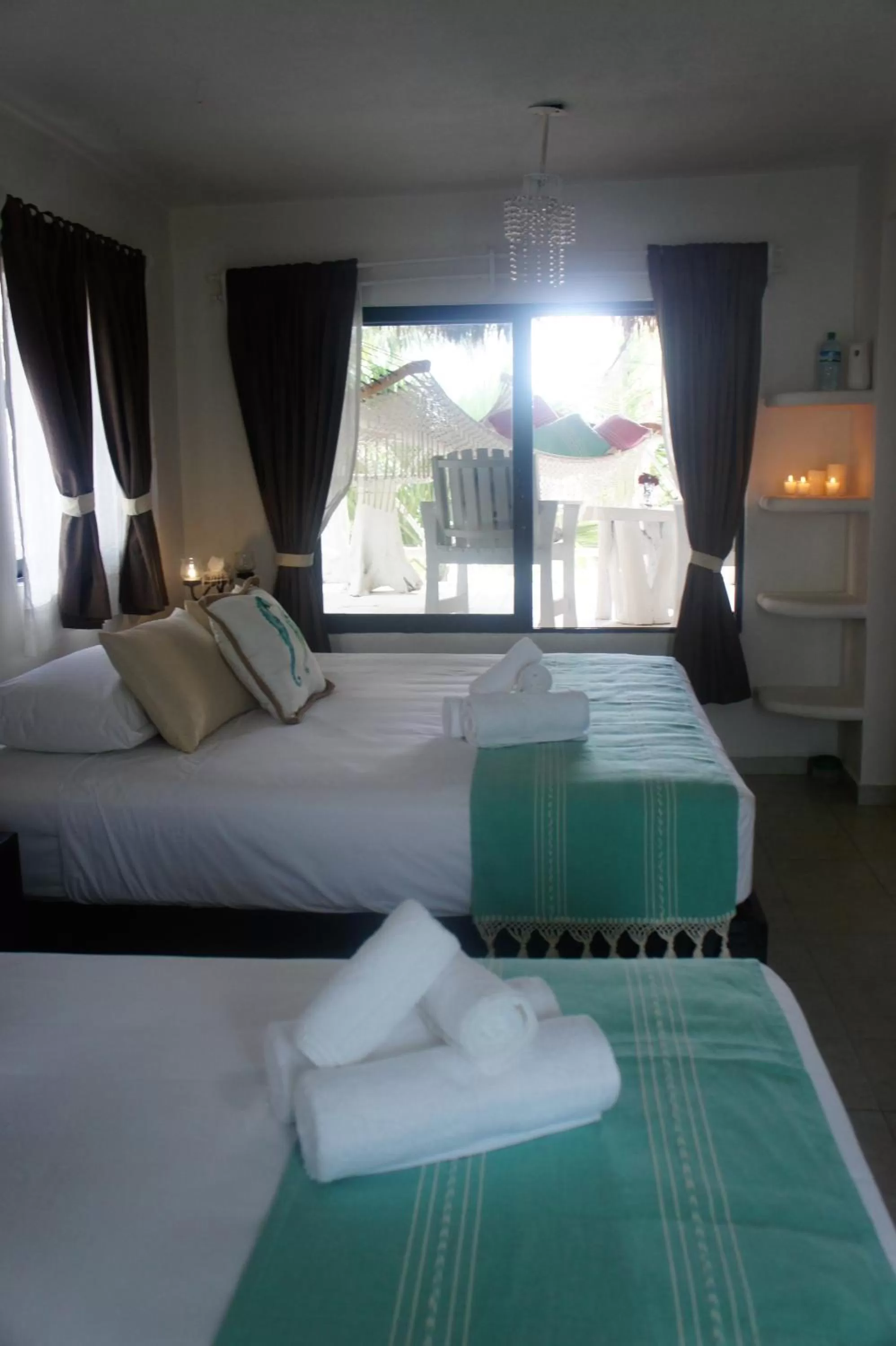 Photo of the whole room, Bed in Punta Piedra Beach Posada