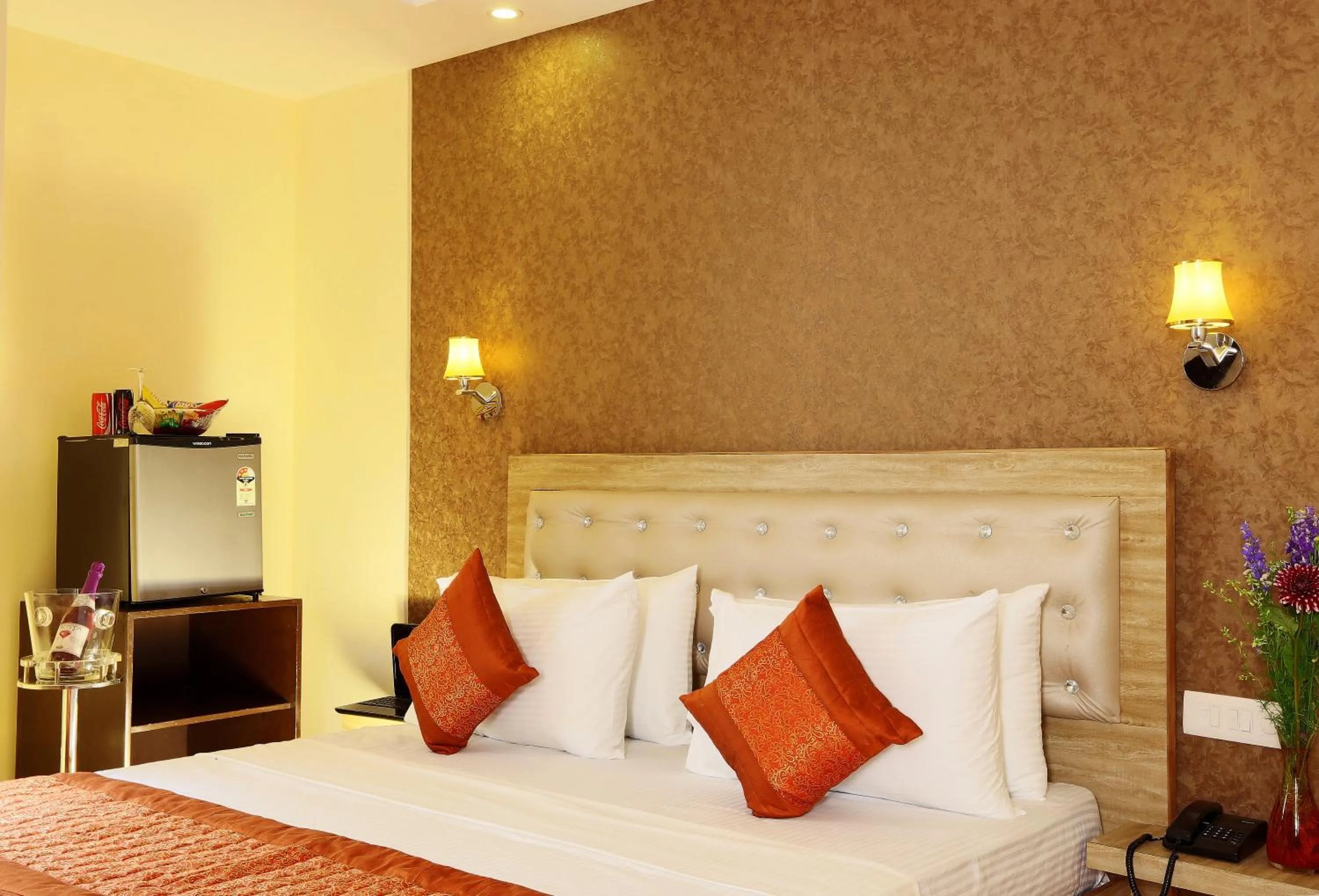 Bedroom, Bed in Hotel Aeroporto Nearest Landmark Aerocity delhi