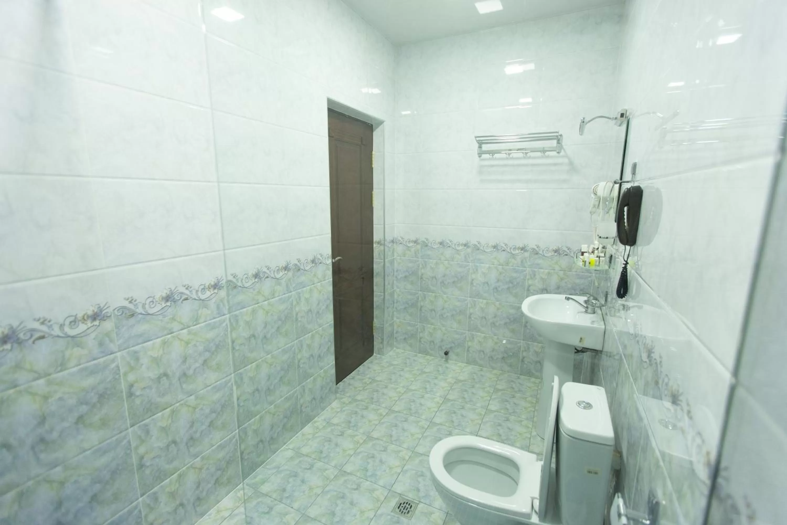 Toilet in Mirzo Boutique Hotel