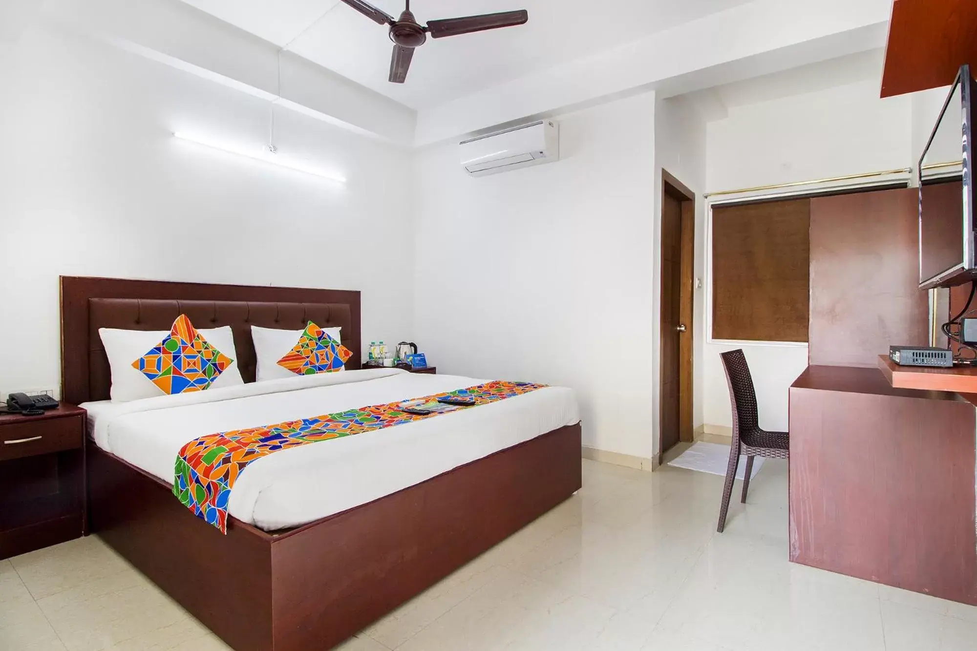 Deluxe Room - single occupancy in FabHotel Limestone Suites -750M from Yashoda Hospitals, Somajiguda Deluxe Room - single occupancy in FabHotel Limestone Suites -750M from Yashoda Hospitals, Somajiguda