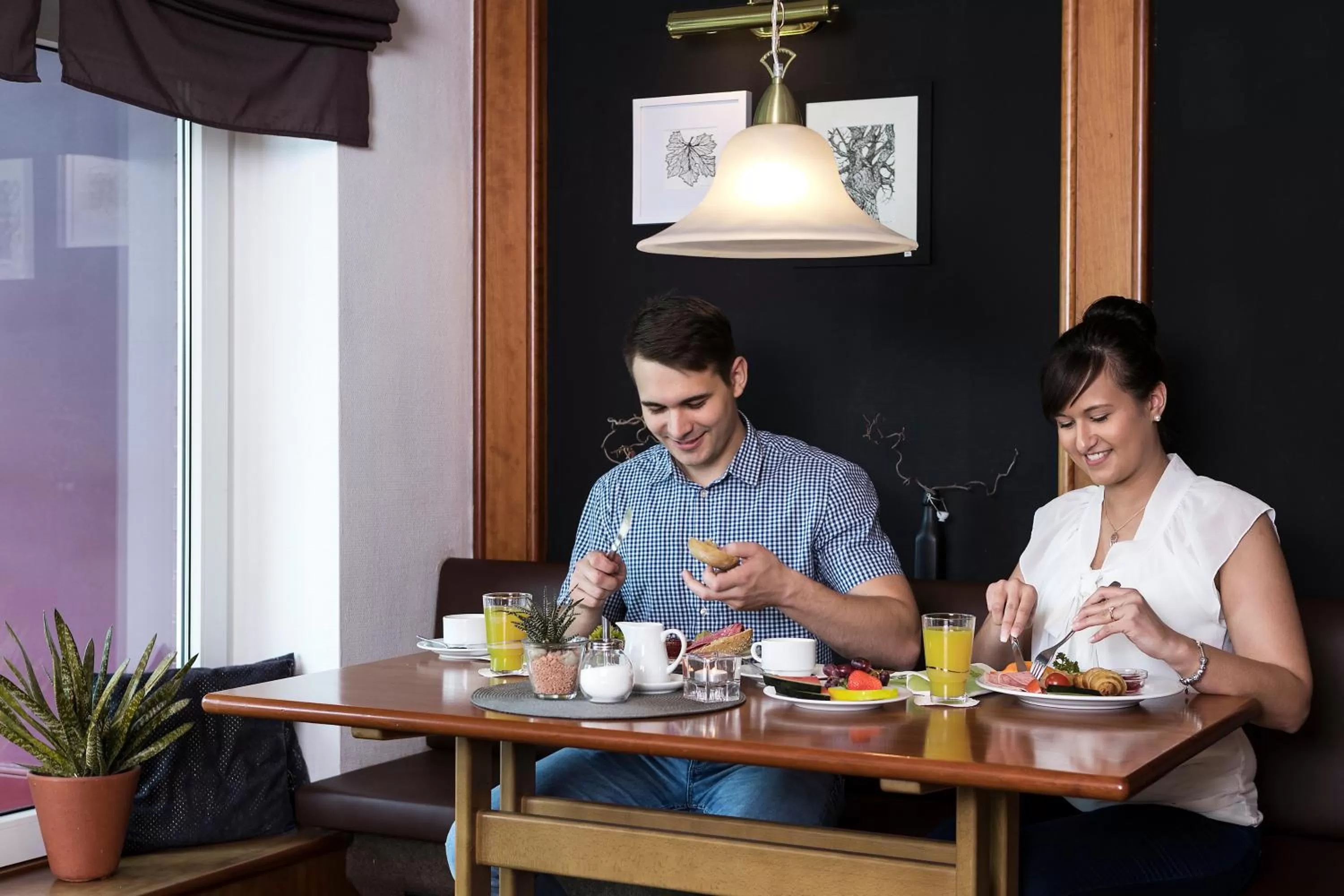 Restaurant/places to eat in Hotel am See