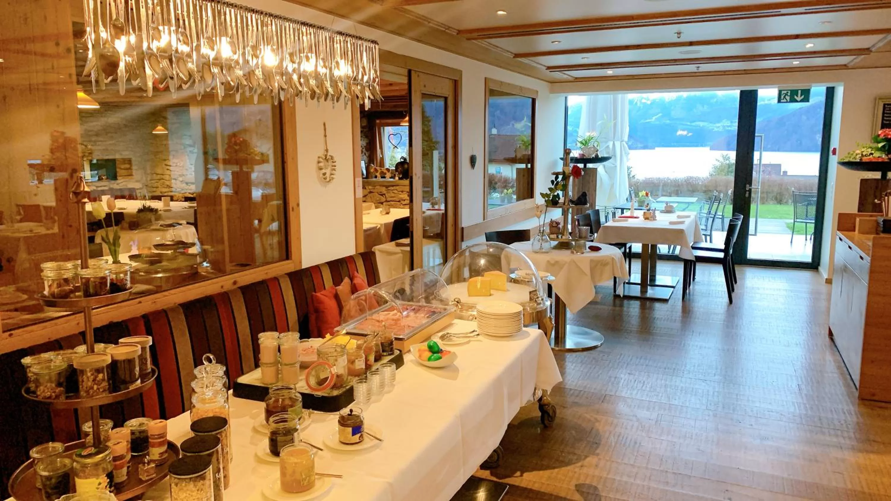 Restaurant/Places to Eat in Hotel Friedheim