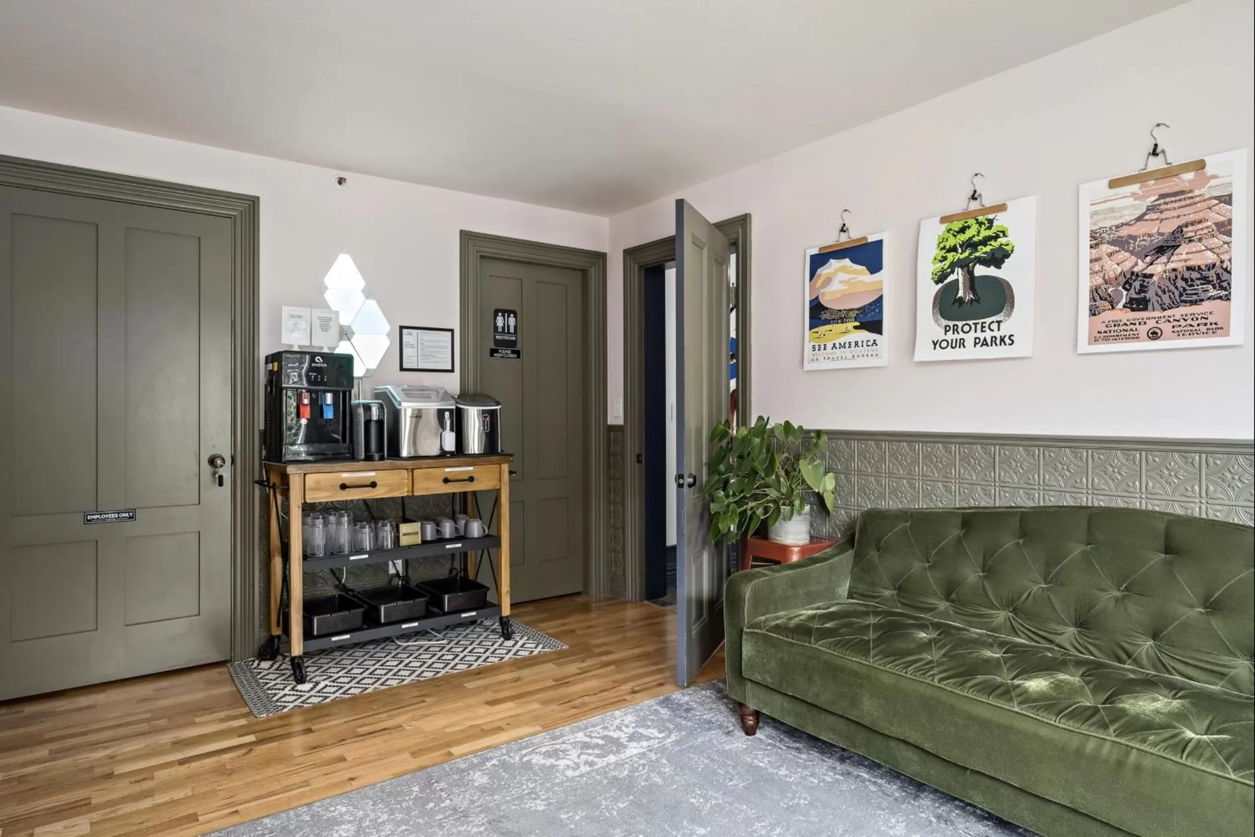 Coffee/tea facilities in The Wesley Walla Walla