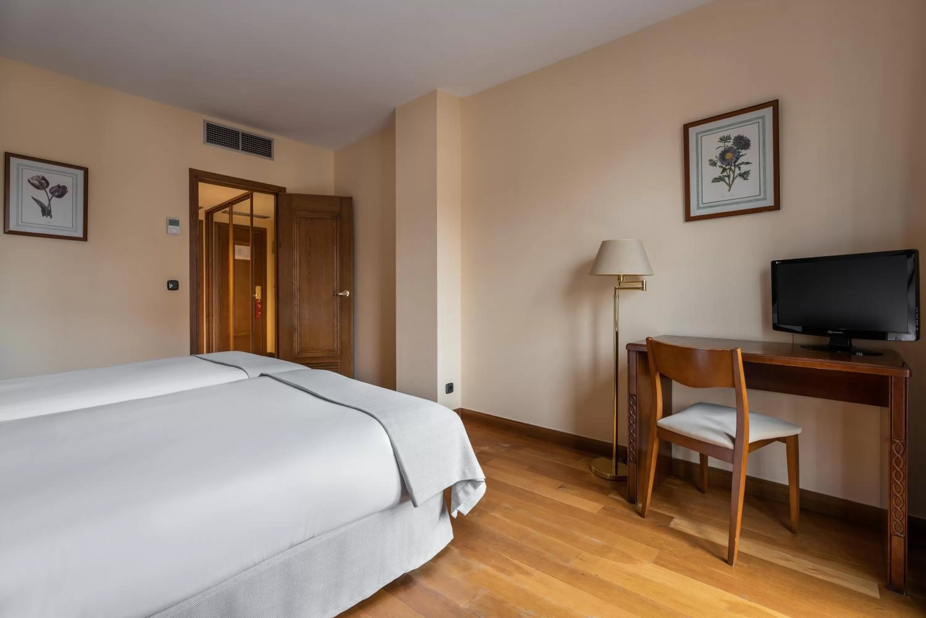 Bed in Exe Astur Plaza