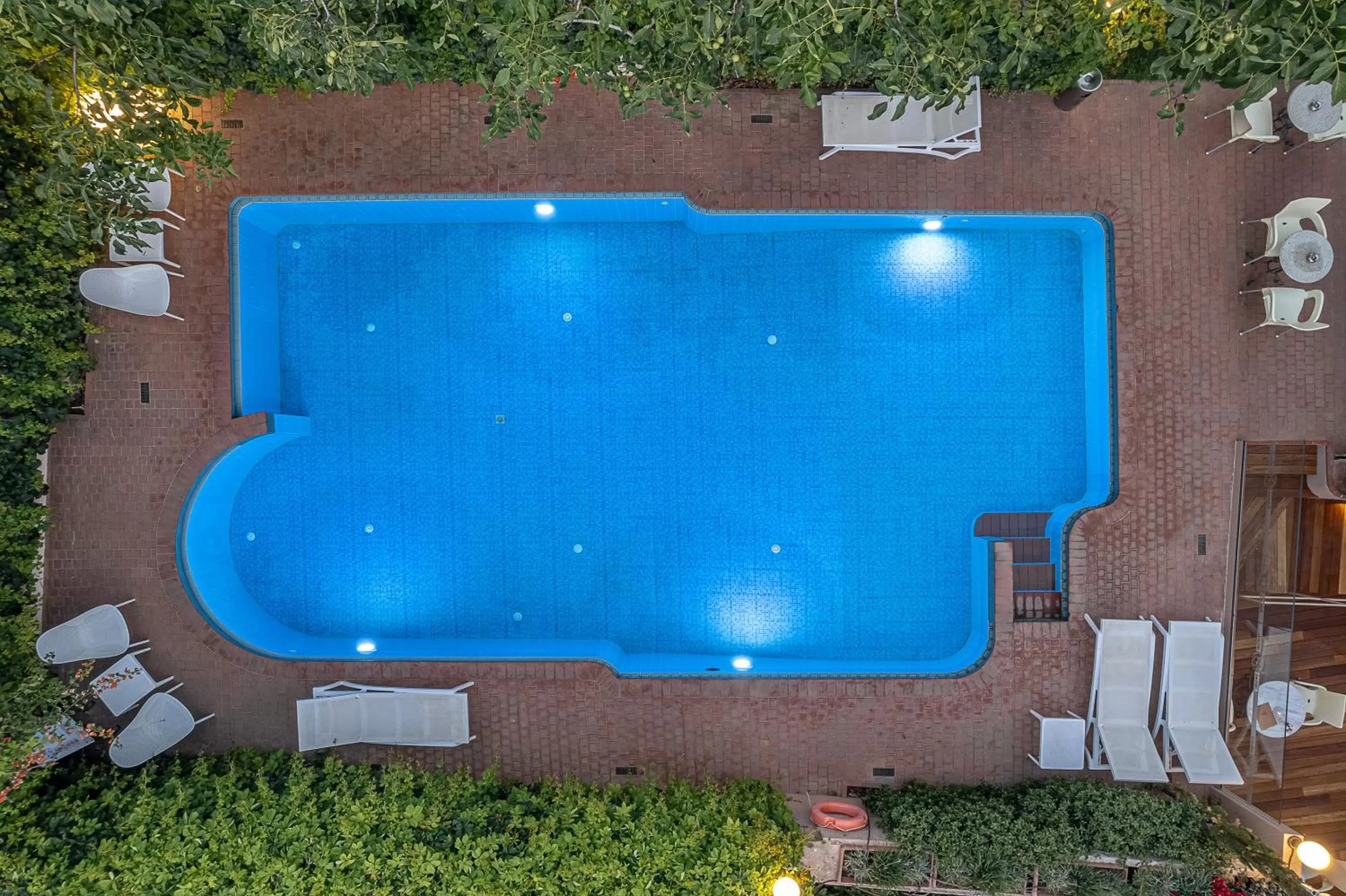 Swimming pool in Civitel Akali Hotel