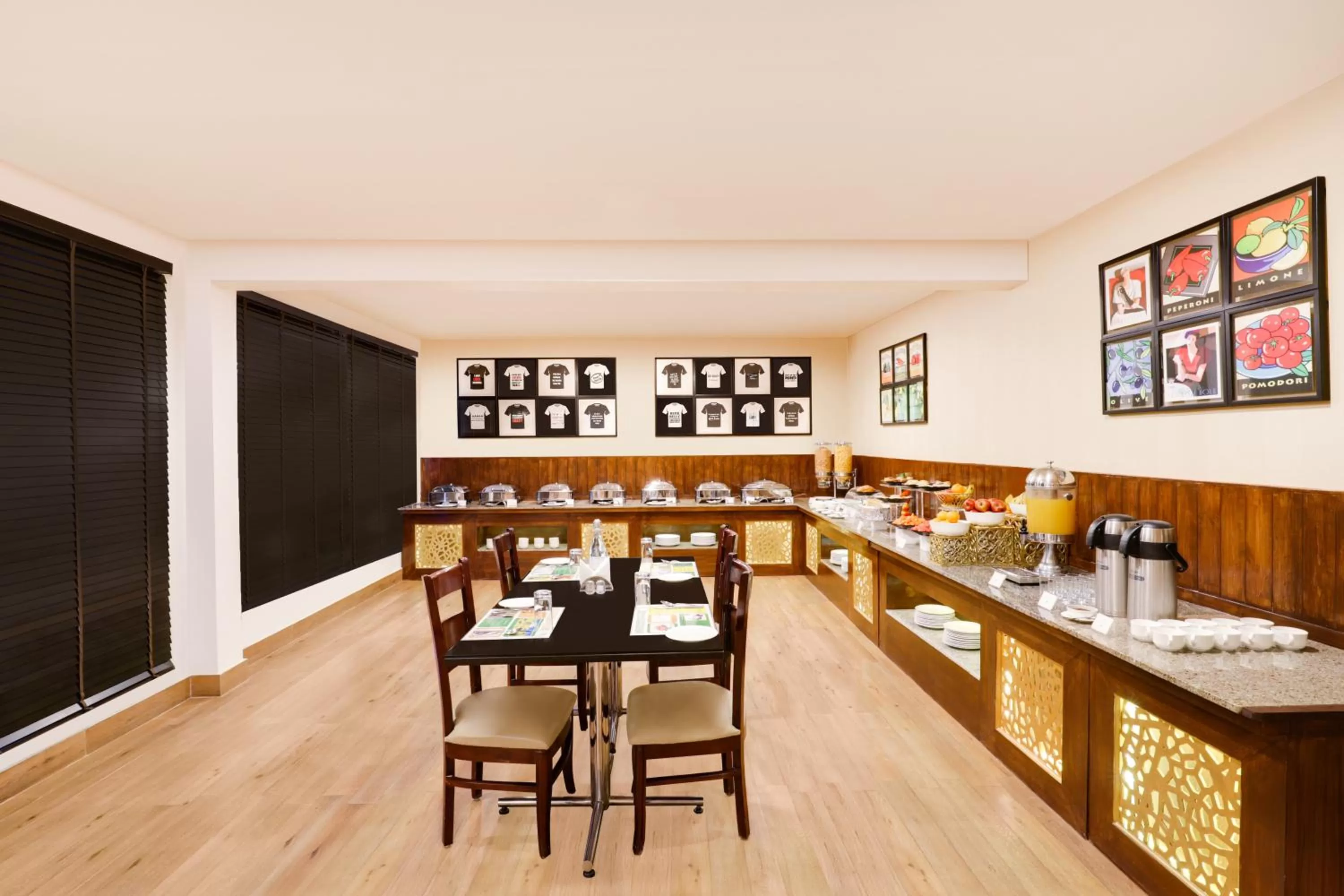 Restaurant/Places to Eat in Lemon Tree Hotel Manali