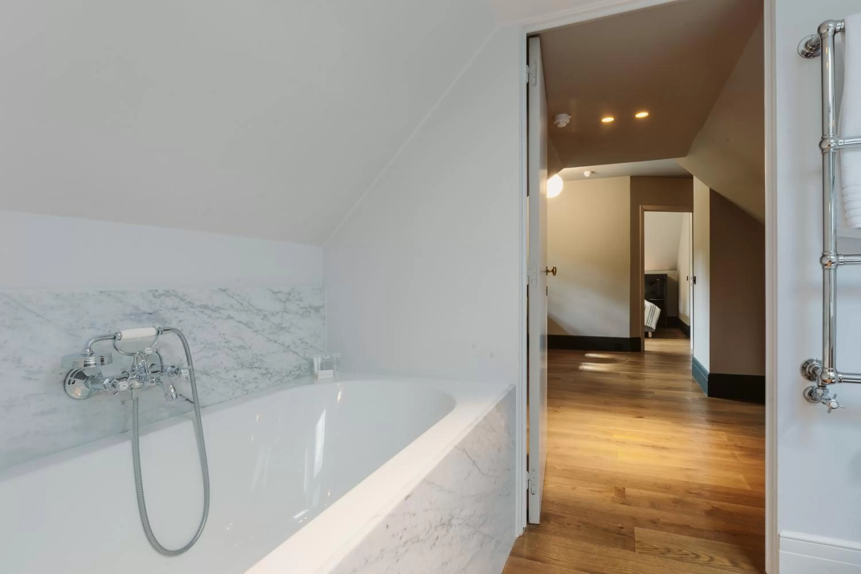 Bathroom in Auberge du Pêcheur