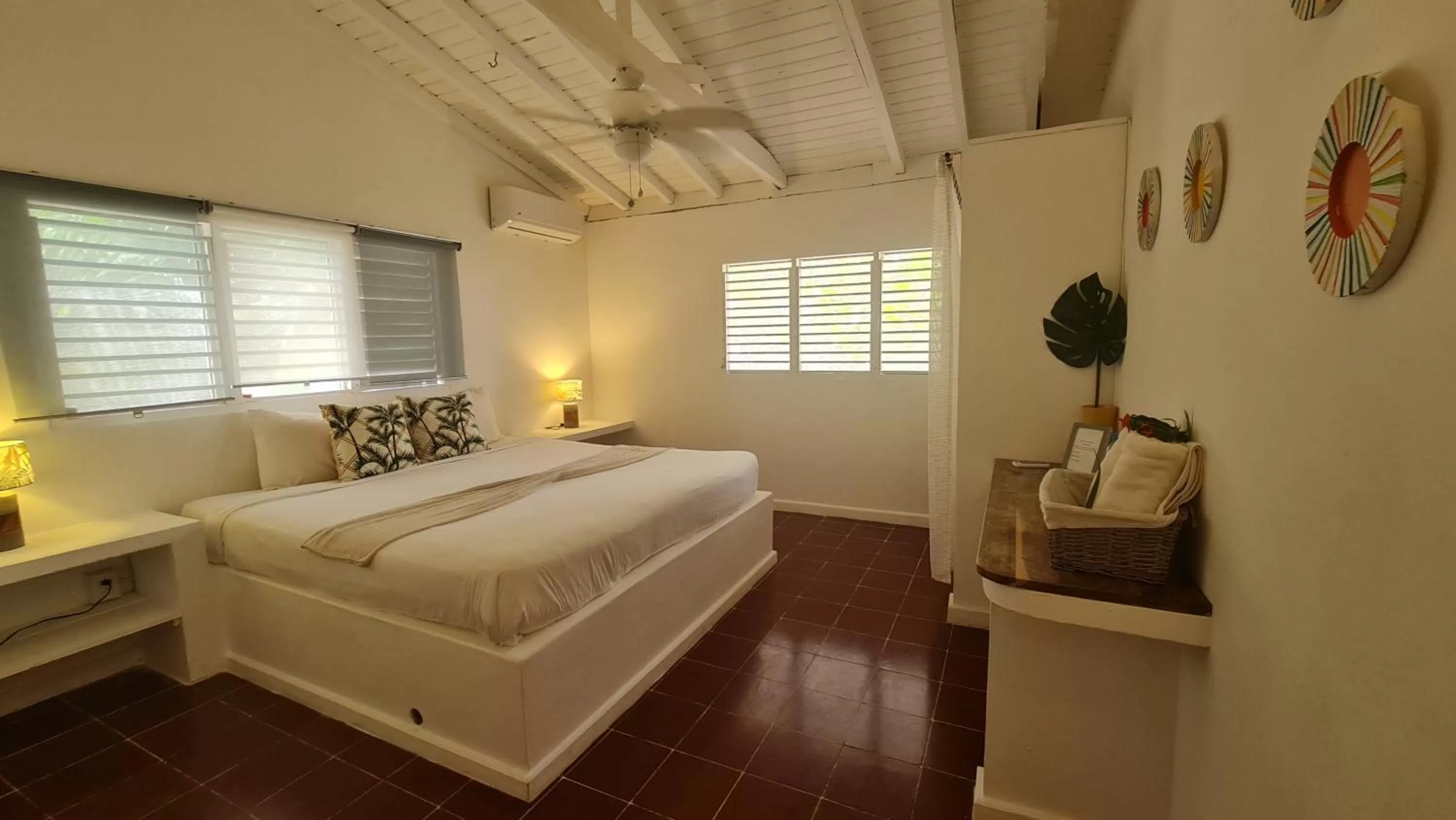 towels, Bed in Casa Grande Hotel Restaurant