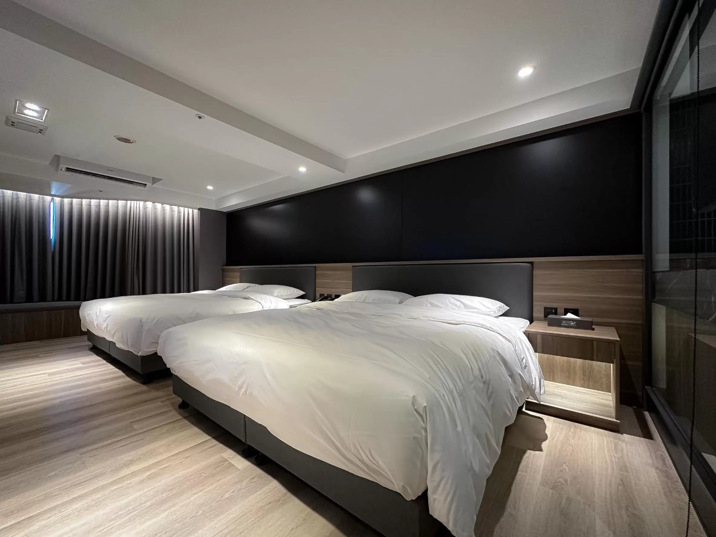 Bed in Autumn Willow Hotel