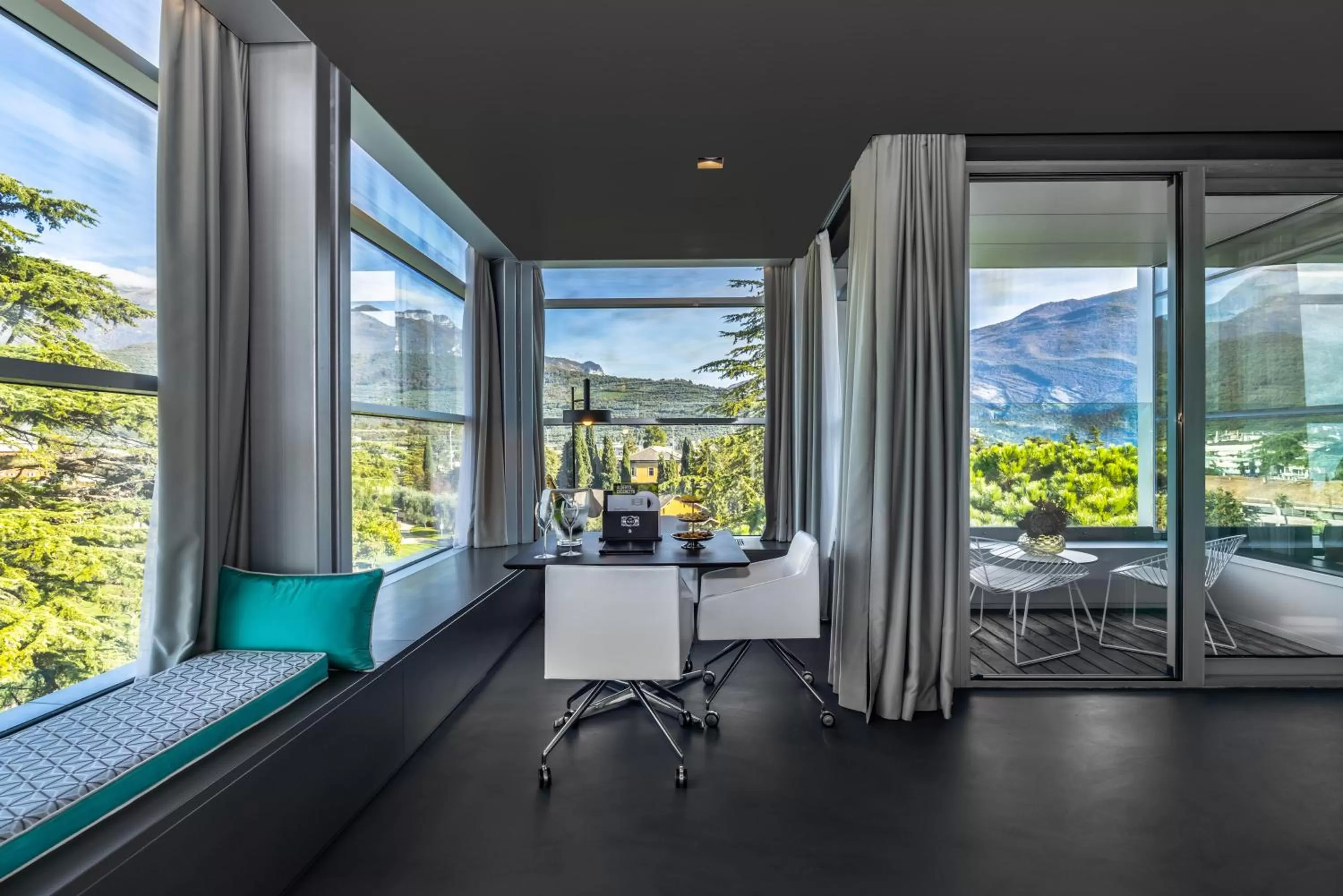 Seating area in Lido Palace - The Leading Hotels of the World