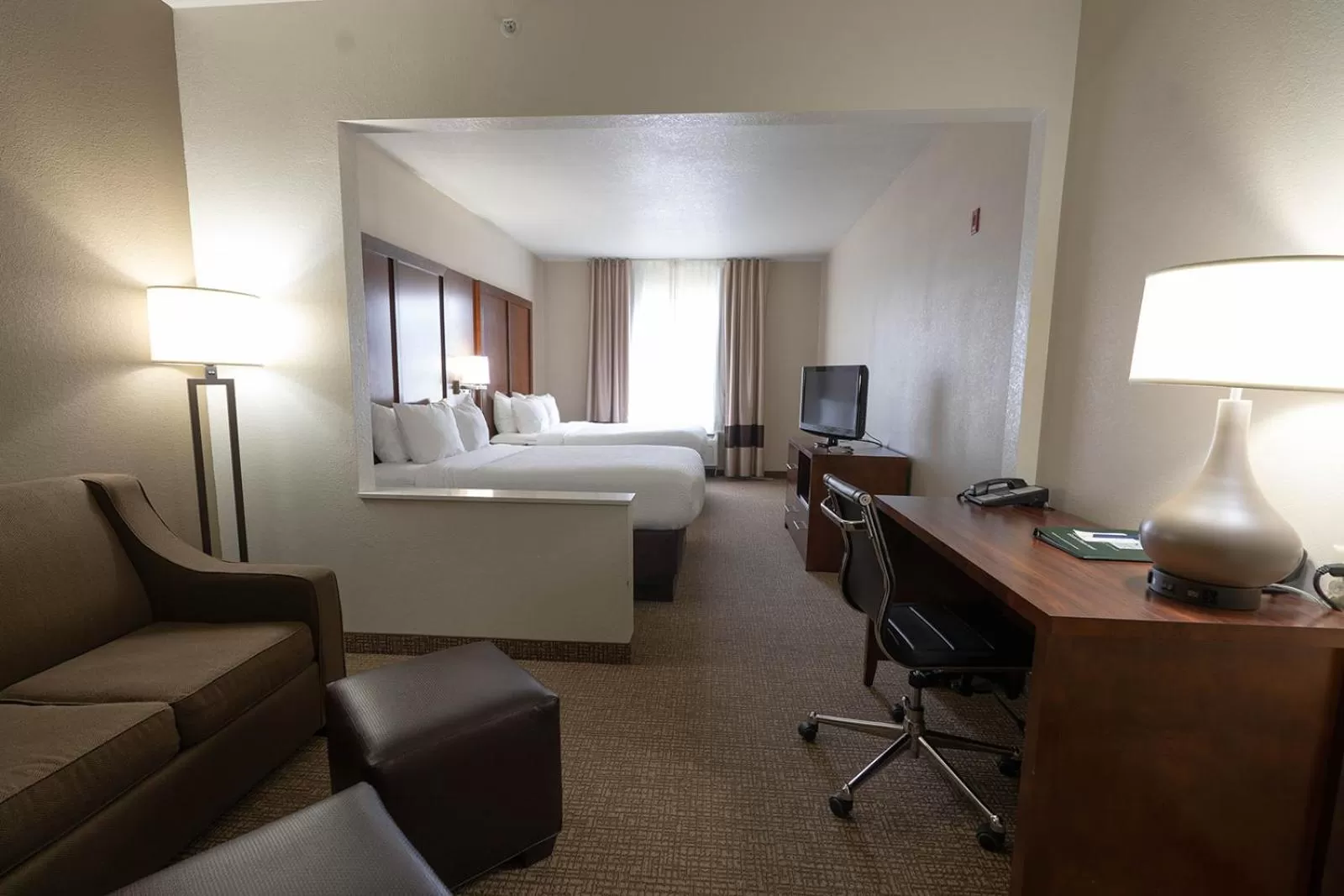 Queen Suite with Two Queen Beds - Non-Smoking in Rapid River Lodge