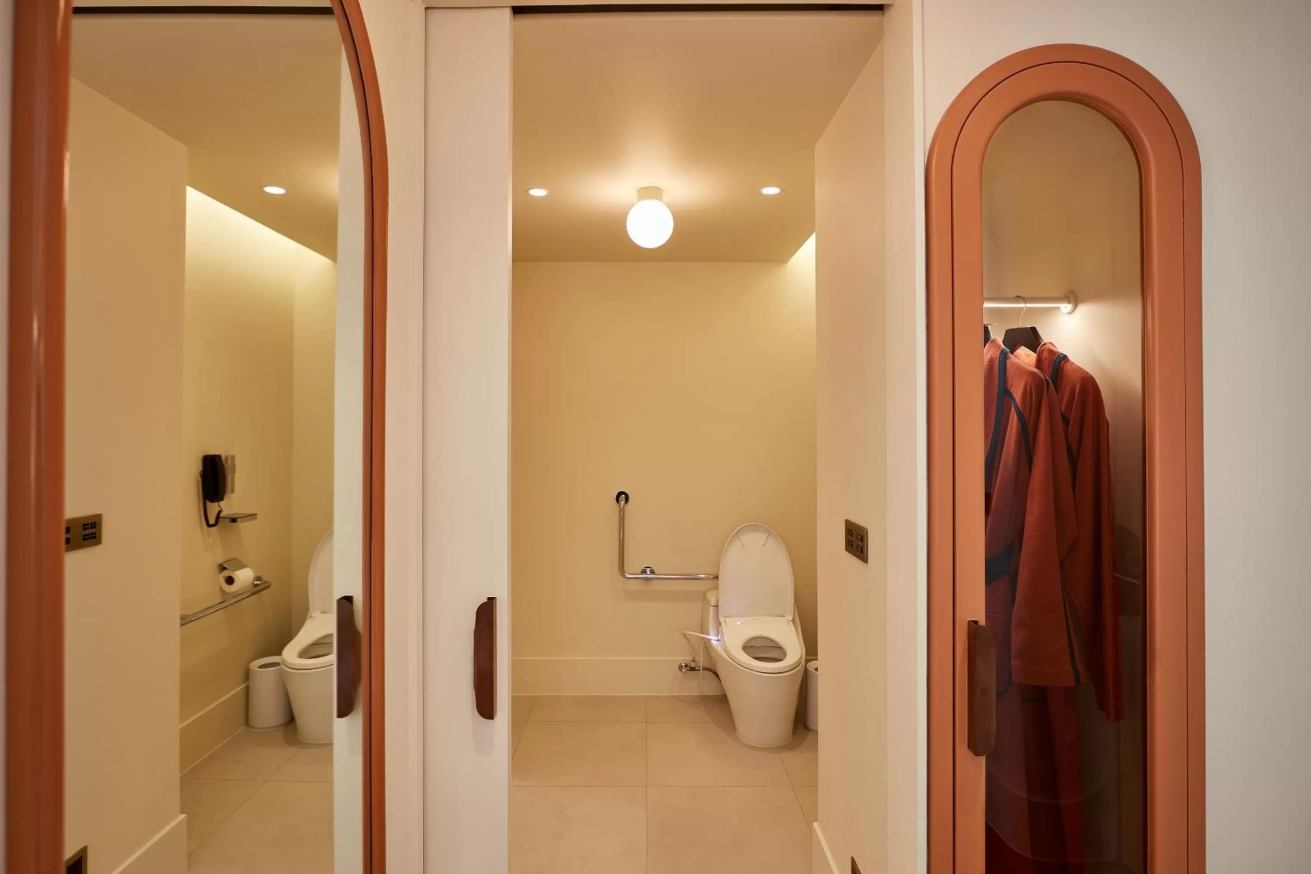 Shower in The Standard, Bangkok Mahanakhon