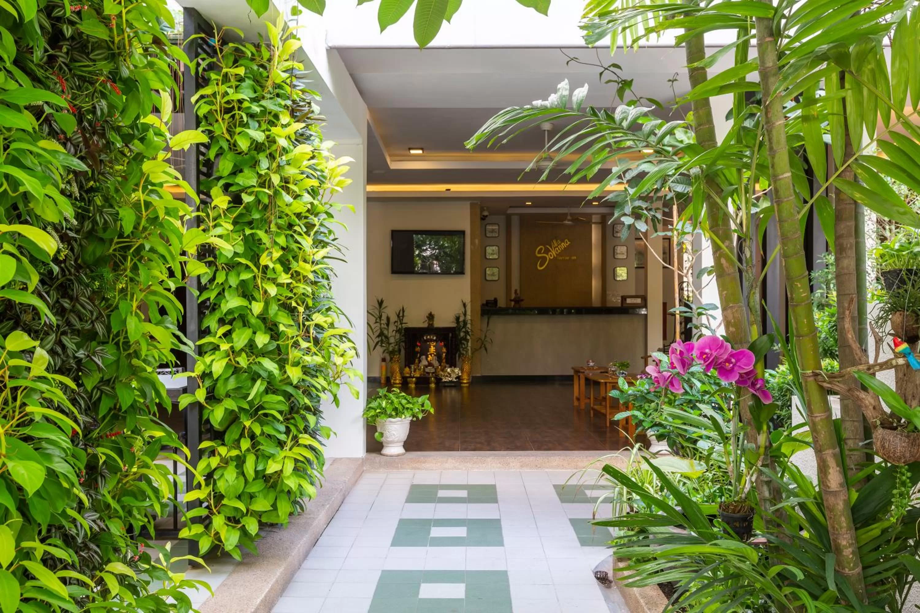 Garden, Lobby/Reception in Sovanna Hotel