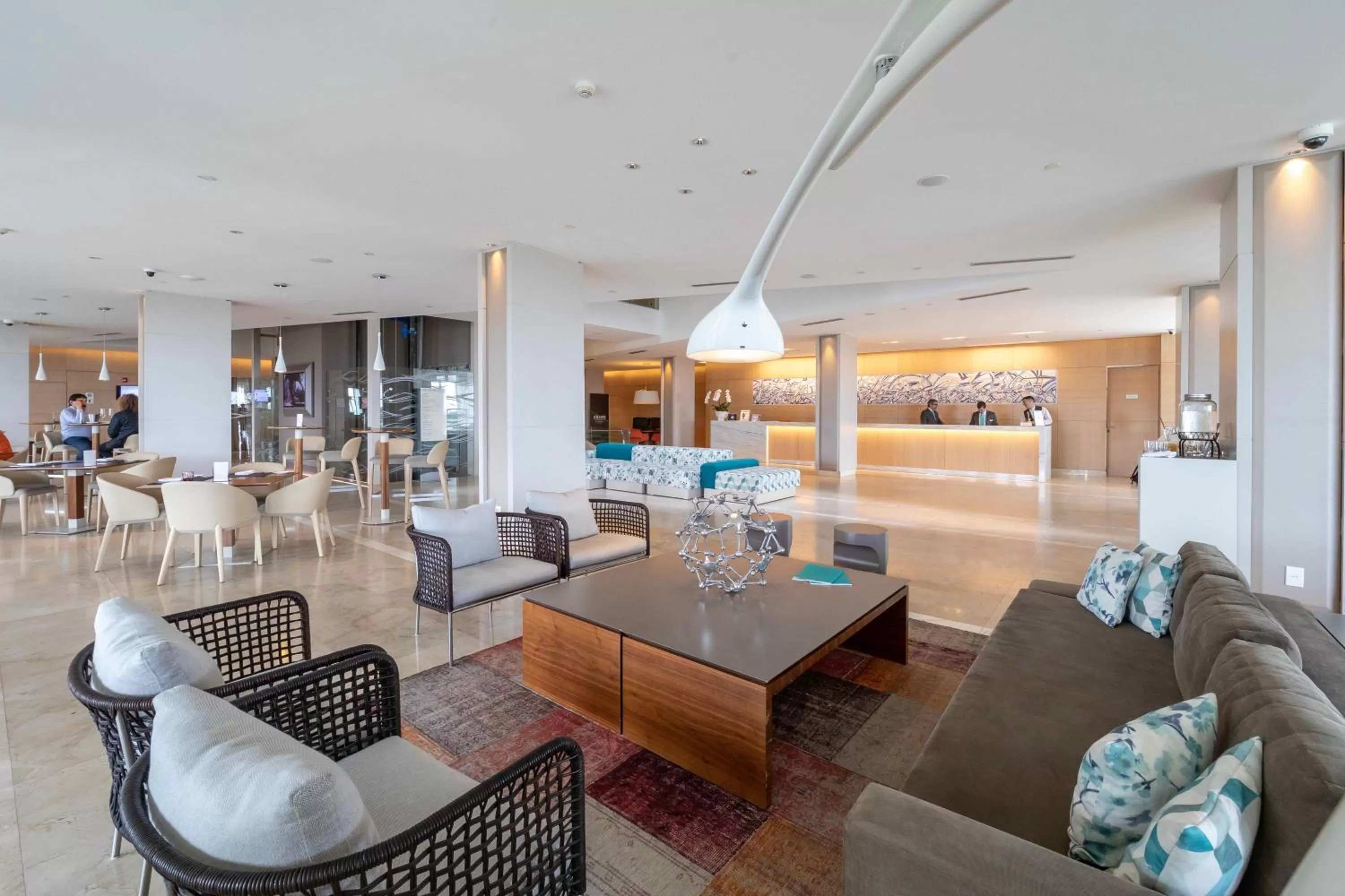 Restaurant/places to eat in The Grand Hotel