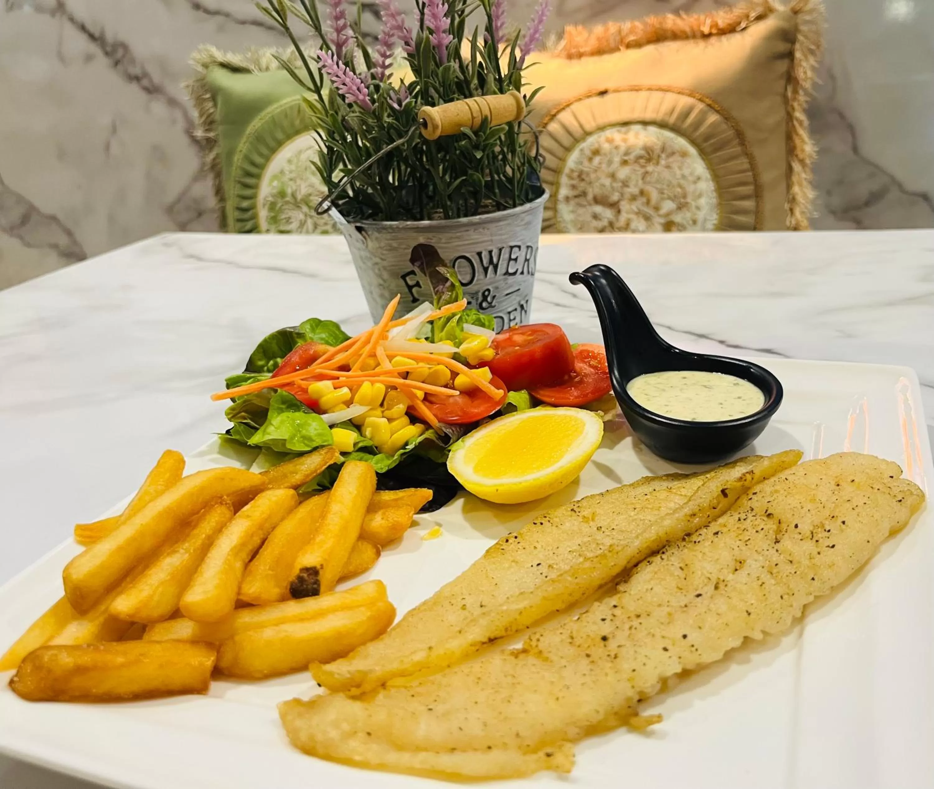 Restaurant/places to eat in USABAI Riverside Boutique Hotel