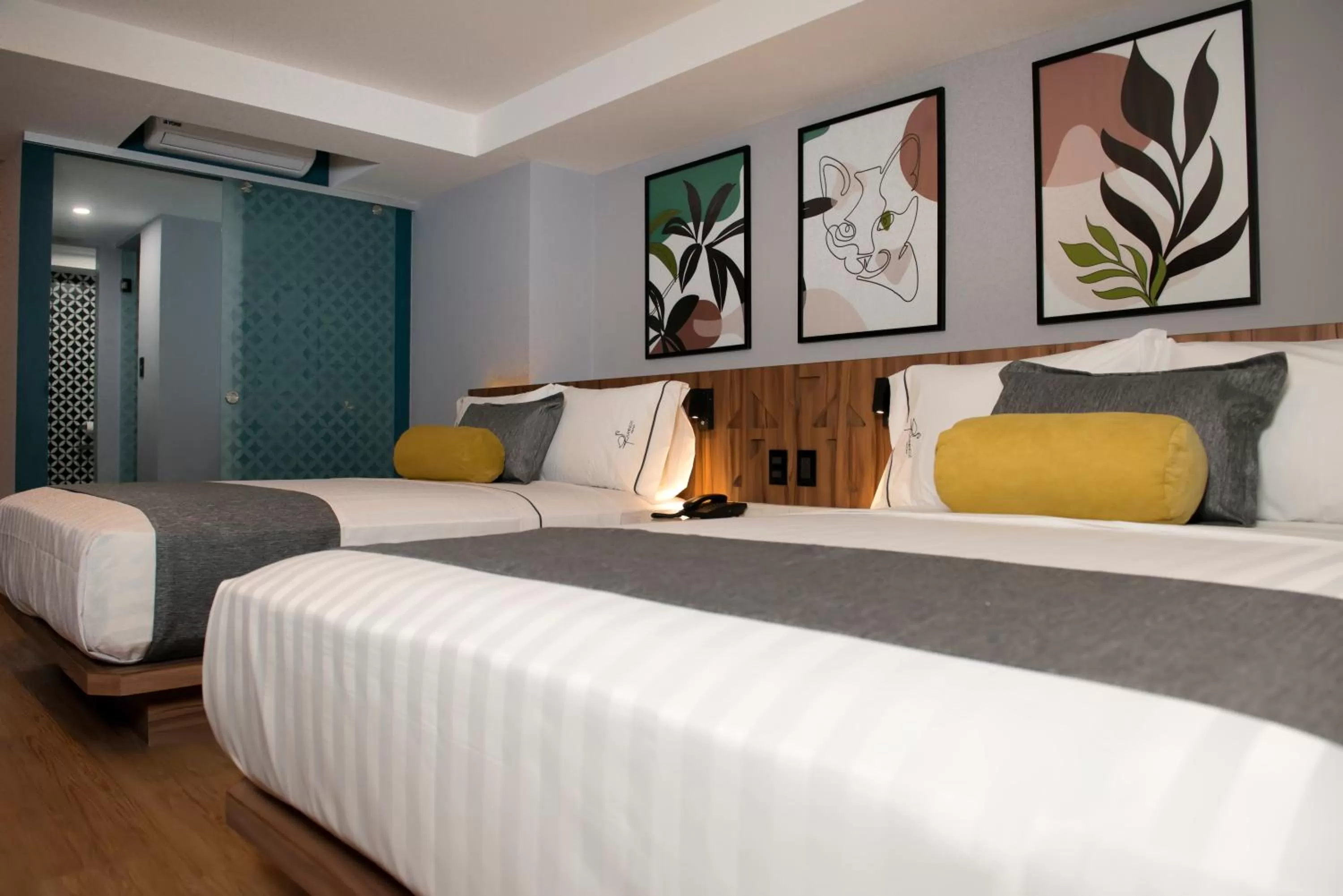 Photo of the whole room, Bed in Hotel Flamencos Centro Histórico