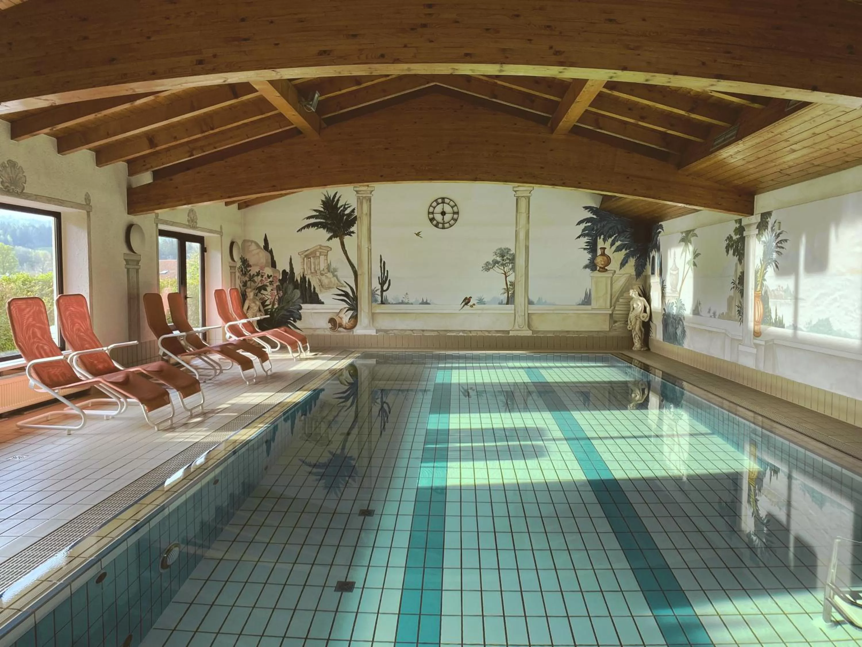 Swimming pool in Hotel Sonnenhof 3-Sterne-Superior