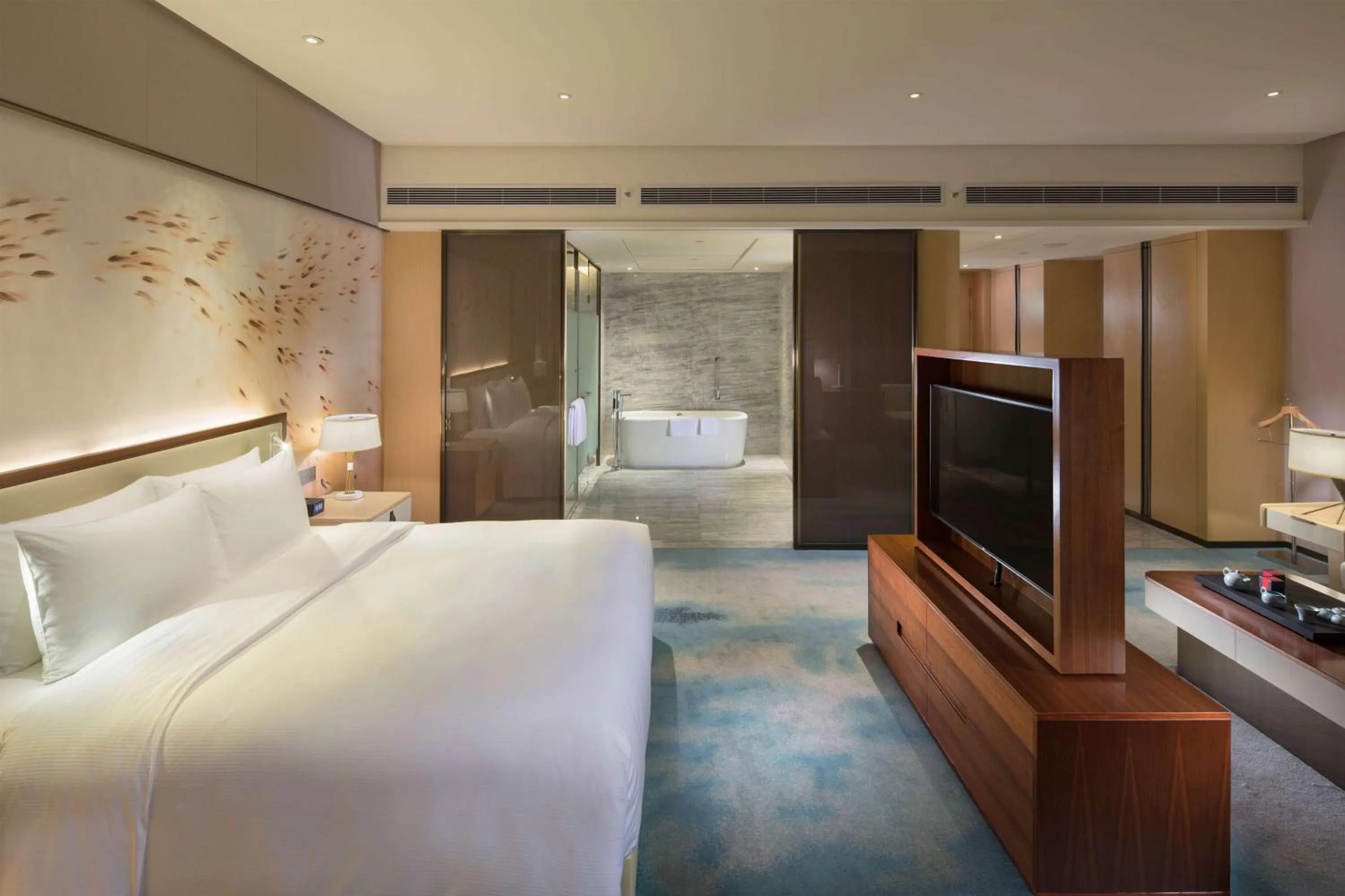 Bathroom, Bed in Hilton Quanzhou Riverside